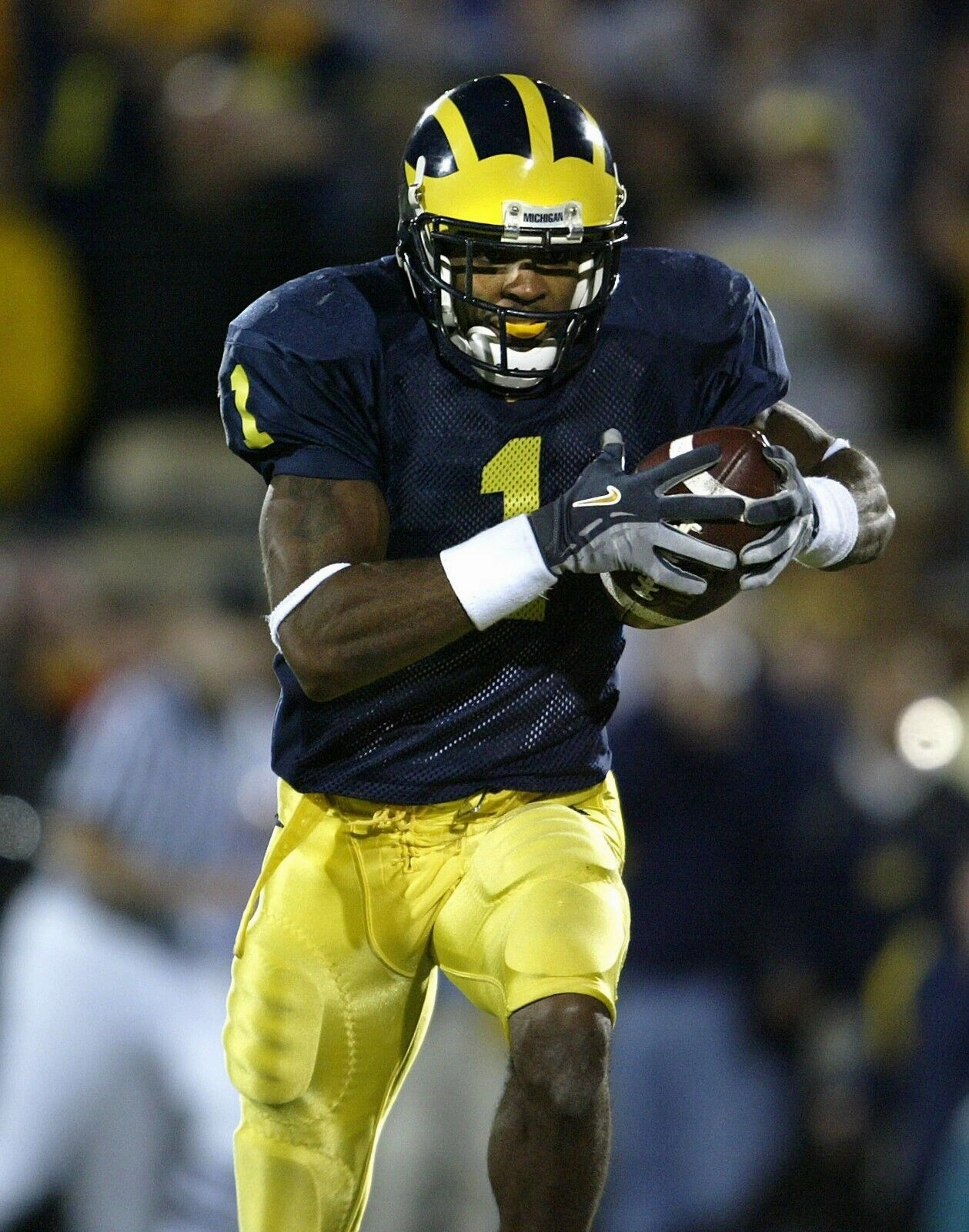 Braylon Edwards Signed Michigan Wolverines Jersey (JSA) Browns Pro Bowl Receiver