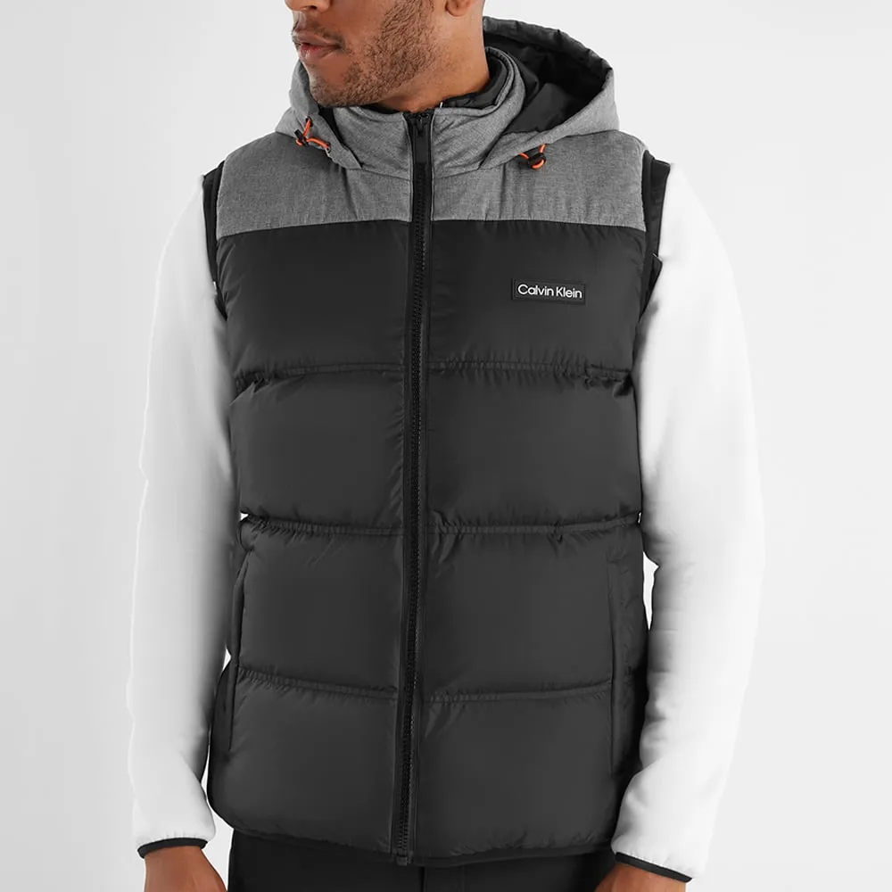 Calvin Klein Elmswell Hybrid Gilet - Black Bring the Heat Chase What Moves You