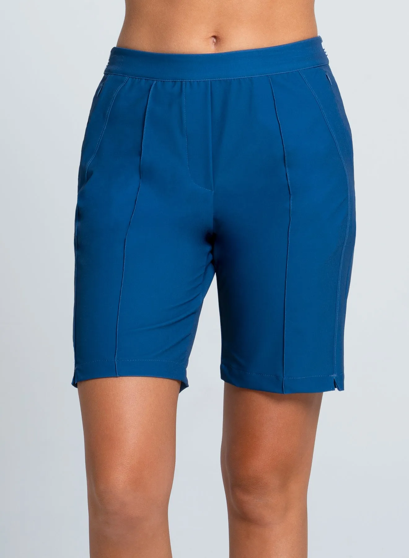 Steel Cut Short Born to Stand Out Black Friday Exclusive