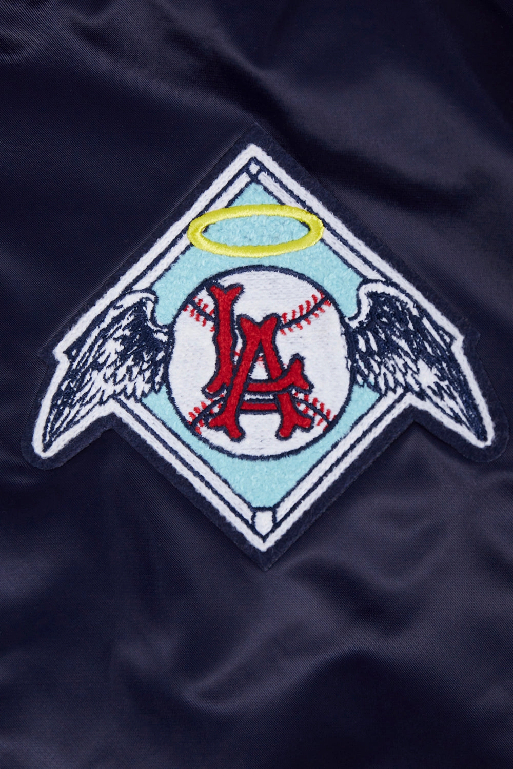 CHAMARRA DE SATN MLB LOS ANGELES ANGELS RETRO CLASSICS PARA MUJER