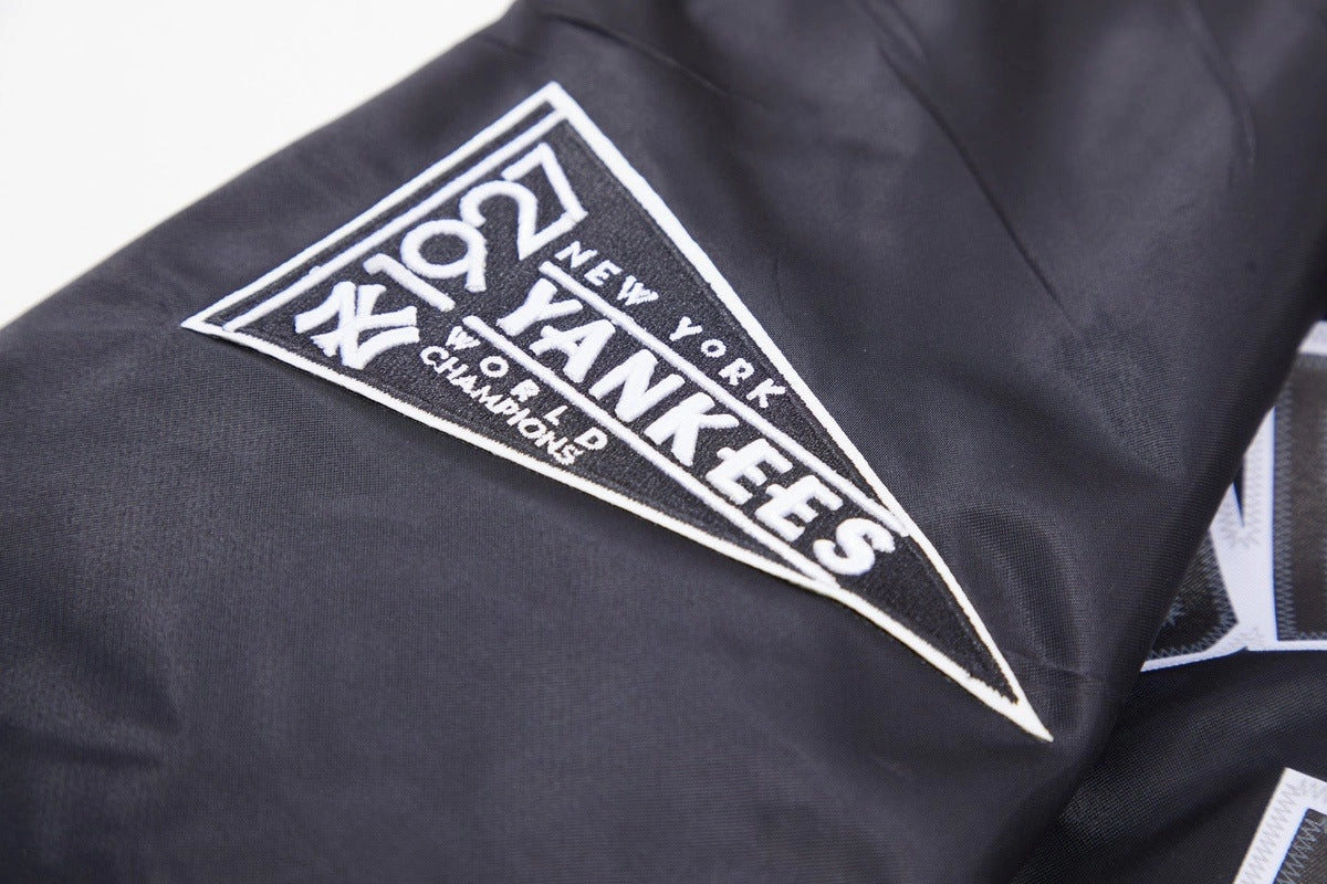 CHAMARRA DE SATN MLB NEW YORK YANKEES CLASSIC SATIN