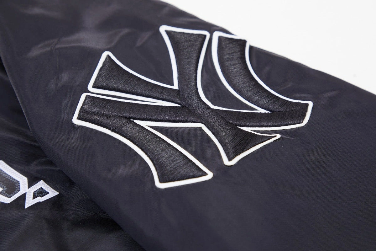 CHAMARRA DE SATN MLB NEW YORK YANKEES CLASSIC SATIN