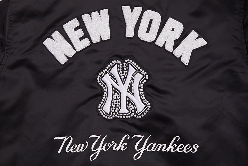 CHAMARRA DE SATN MLB NEW YORK YANKEES PEARLS PARA MUJER