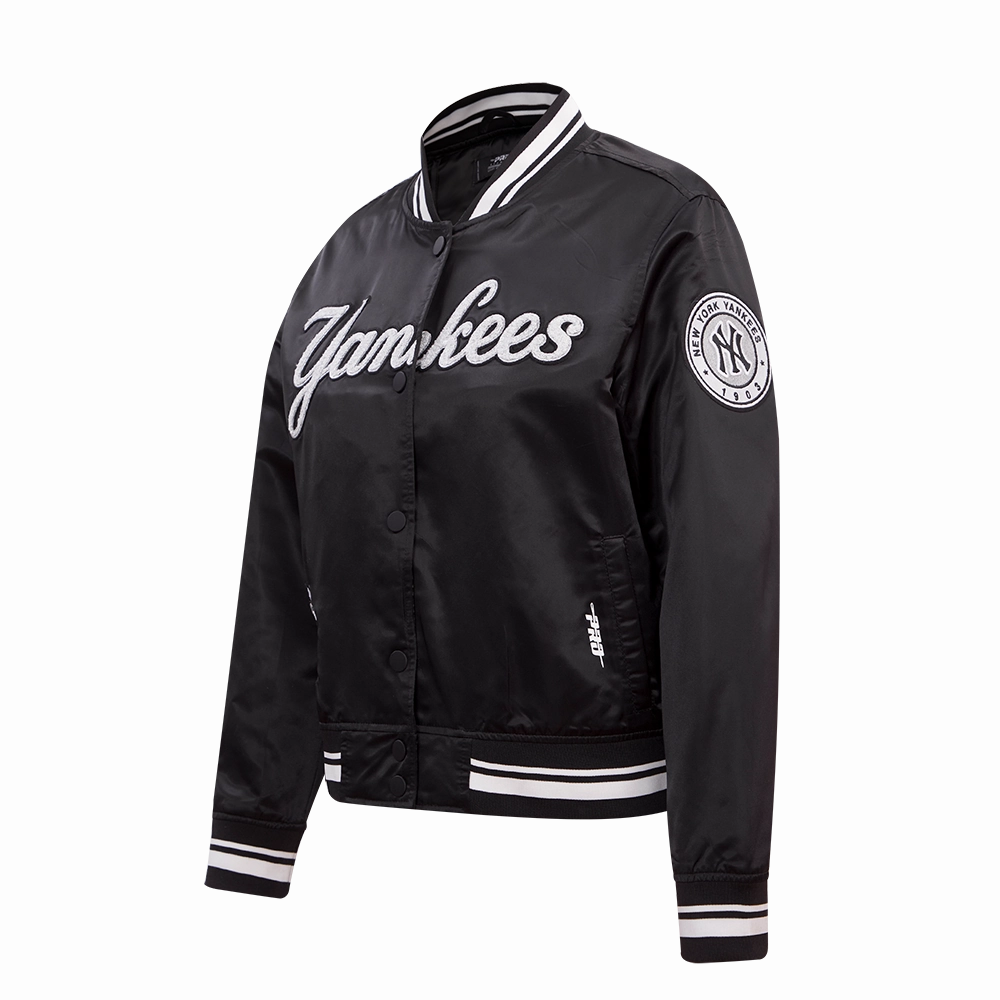 CHAMARRA DE SATN MLB NEW YORK YANKEES PEARLS PARA MUJER