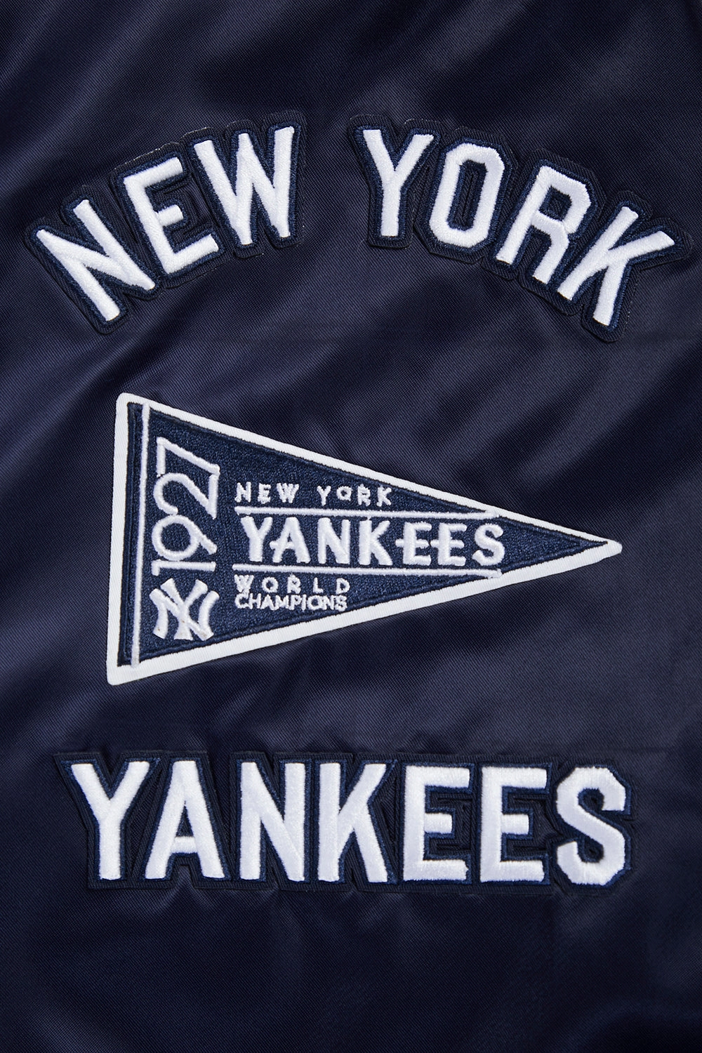 CHAMARRA DE SATN MLB NEW YORK YANKEES RETRO CLASSICS