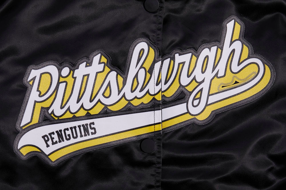 CHAMARRA DE SATN NHL PITTSBURGH PENGUINS SCRIPT TAIL PARA MUJER