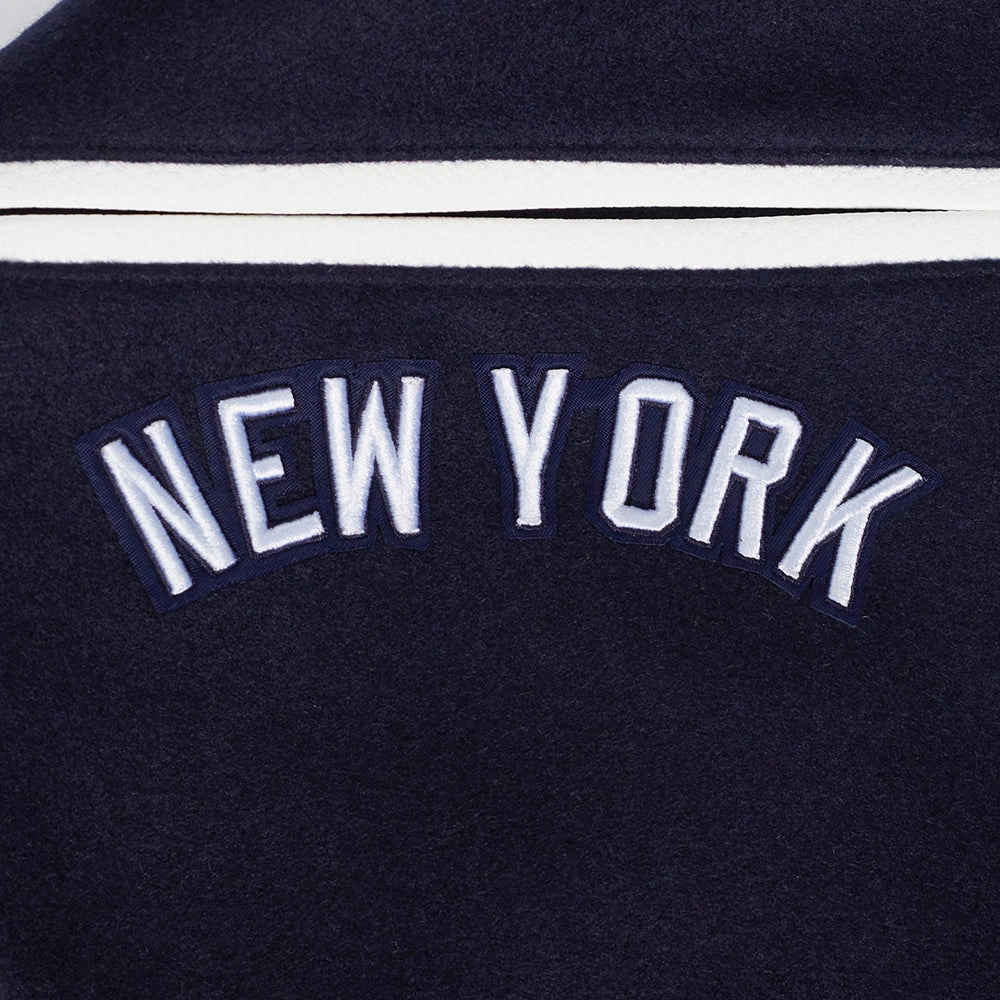 CHAMARRA UNIVERSITARIA MLB NEW YORK YANKEES TURN IT UP