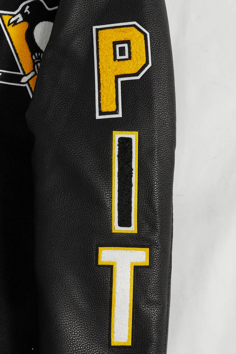 CHAMARRA UNIVERSITARIA NHL PITTSBURGH PENGUINS SCRIPT TAIL