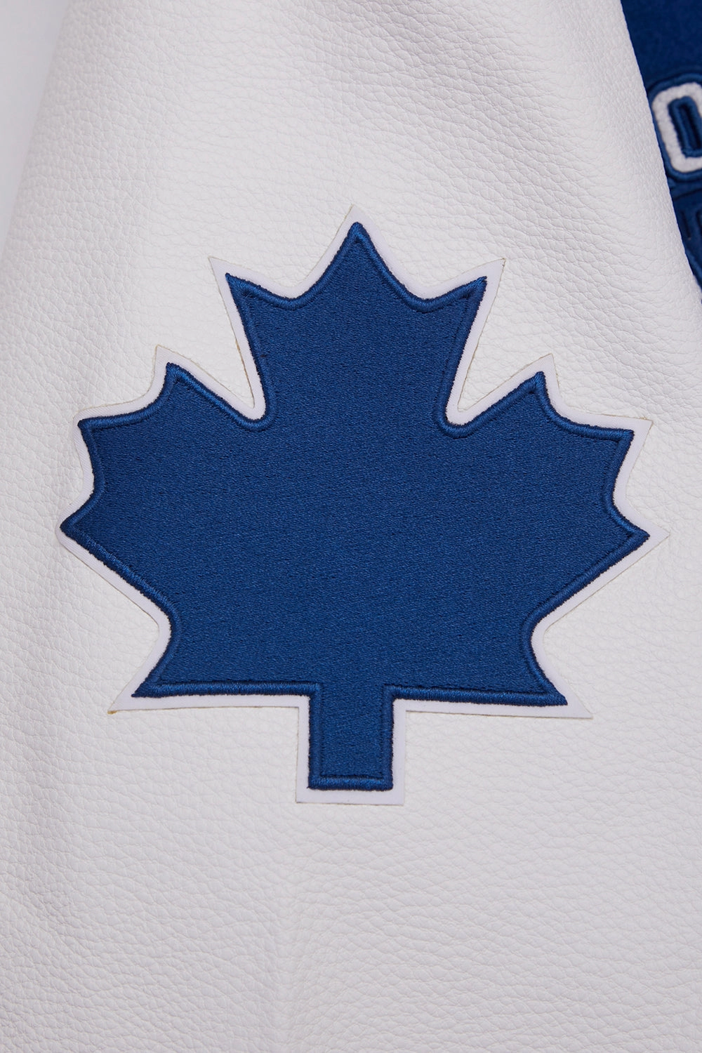 CHAMARRA UNIVERSITARIA NHL TORONTO MAPLE LEAFS RETRO CLASSICS PARA MUJER
