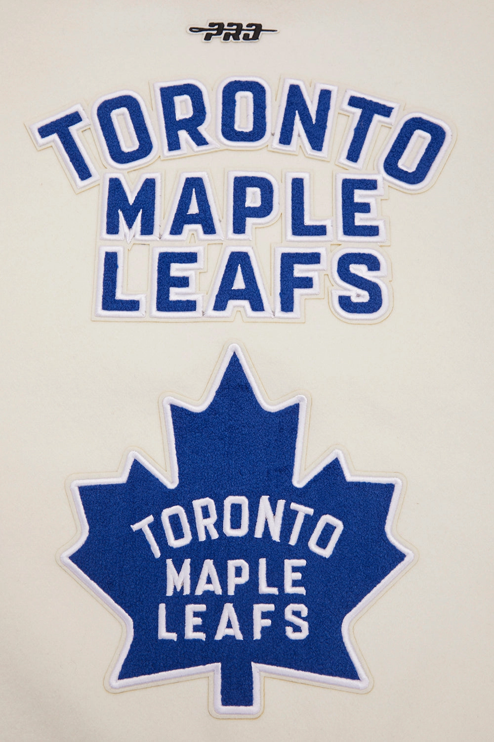 CHAMARRA UNIVERSITARIA NHL TORONTO MAPLE LEAFS RETRO CLASSICS PARA MUJER