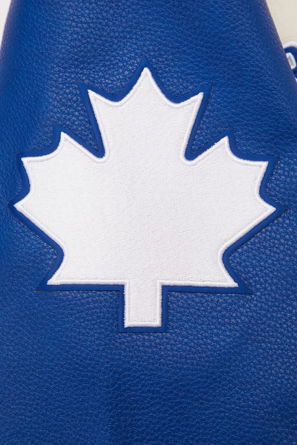 CHAMARRA UNIVERSITARIA NHL TORONTO MAPLE LEAFS RETRO CLASSICS PARA MUJER