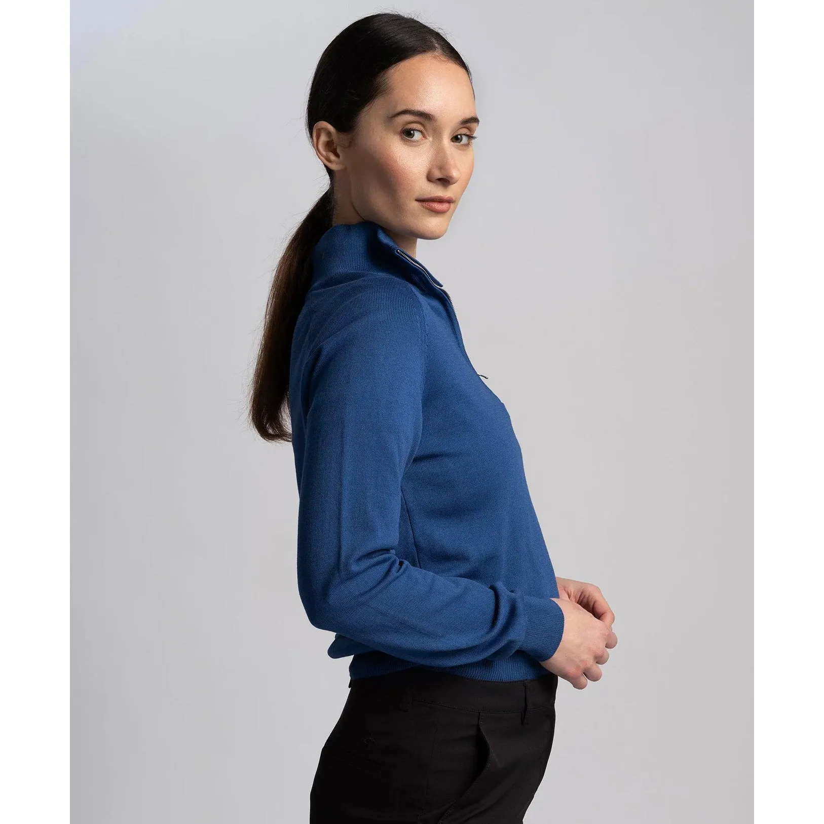Not for the Ordinary Own the Vibe Cross Women'S Greta 1/4 Zip Golf Knit - True Blue