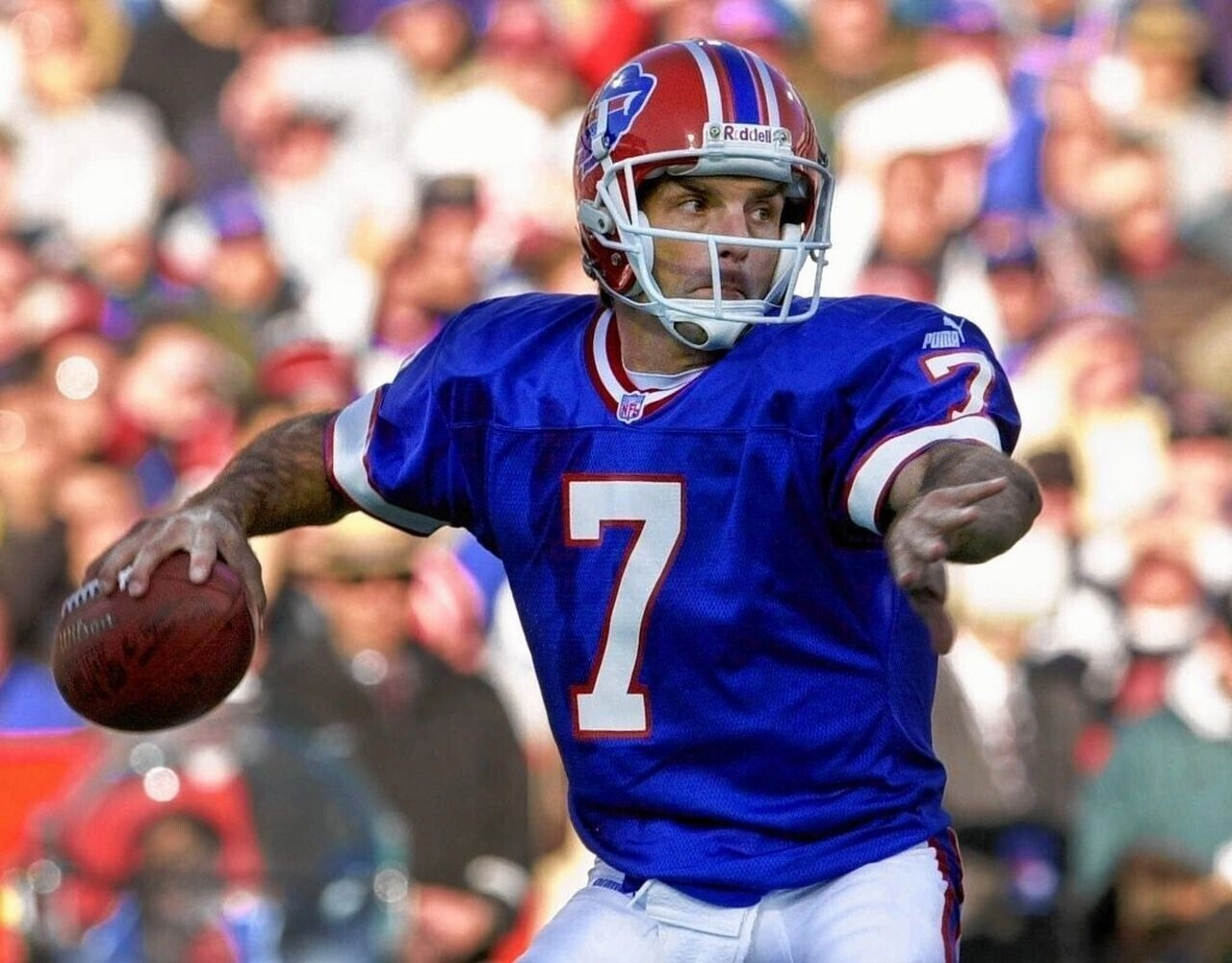 Doug Flutie Signed Buffalo Bills Jersey (Beckett) Boston College Eagles Q.B.