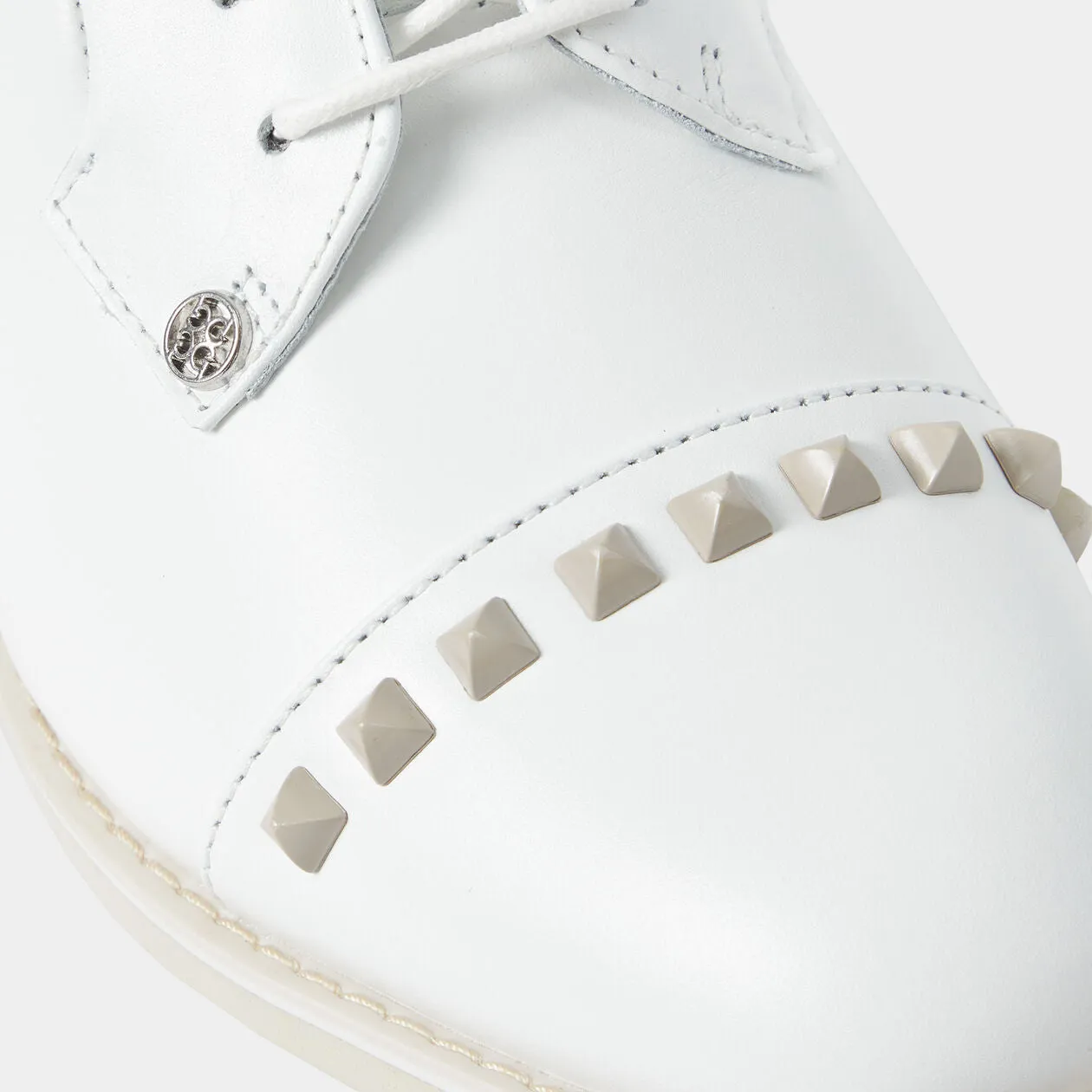 G/Fore Women'S Gallivanter Leather Stud Cap Toe Golf Shoes - Stone Walk with Purpose Black Friday Sale