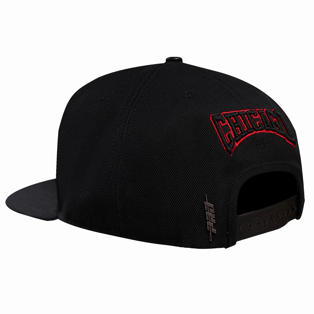 GORRA SNAPBACK NHL CHICAGO BLACKHAWKS CREST EMBLEM