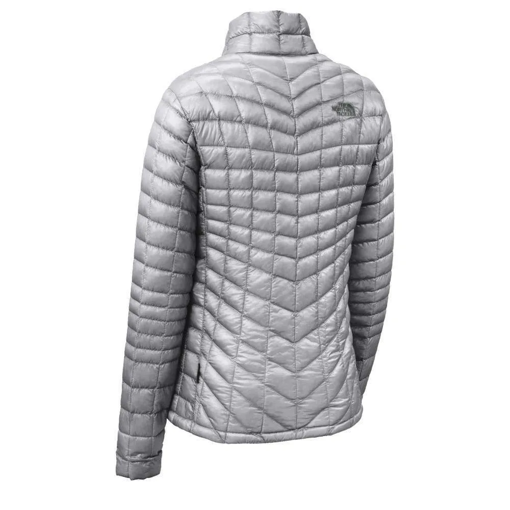 Game-Changer Footwear Chase What Moves You The North Face - Women'S Thermoball Trekker Jacket