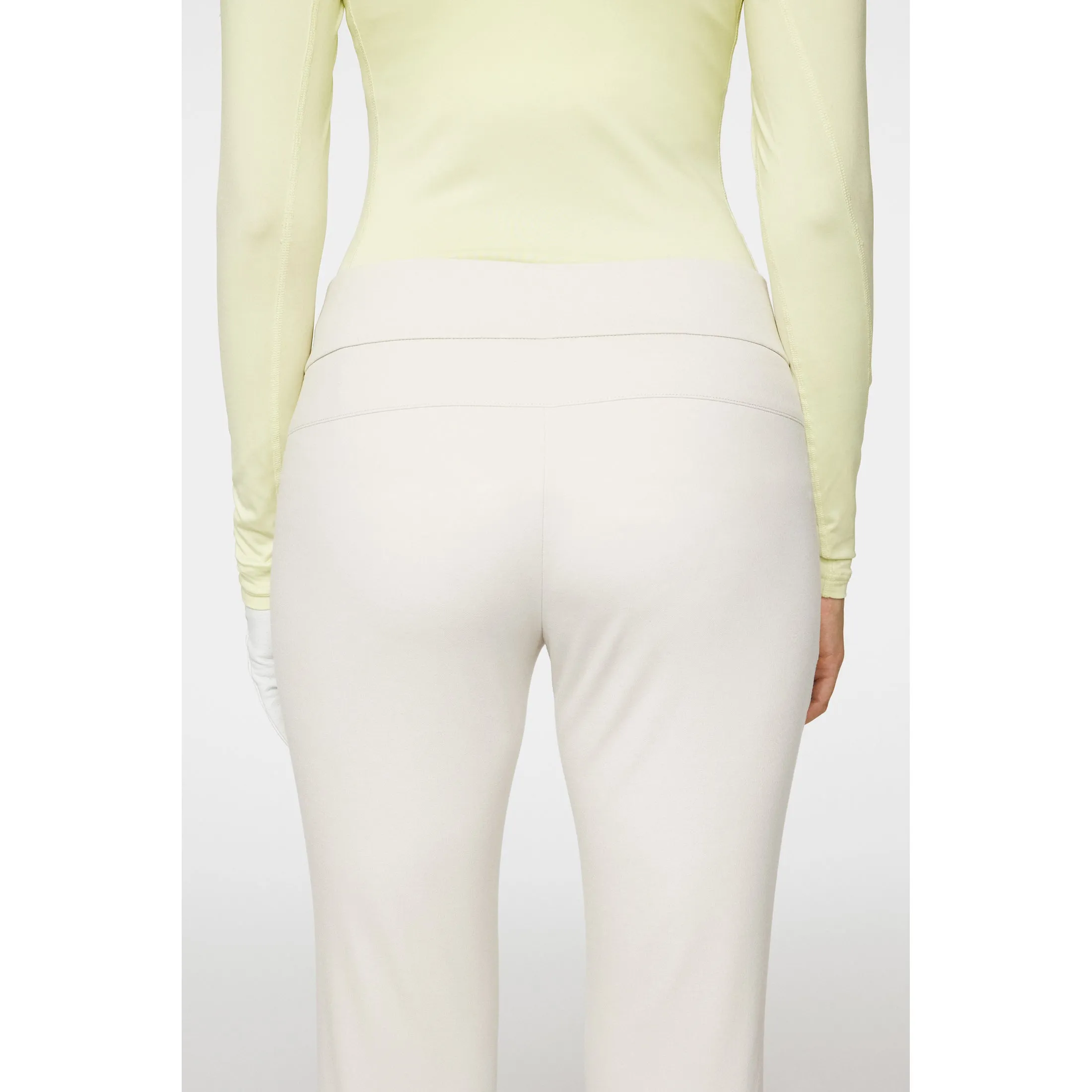 J.Lindeberg Women'S Lea Pull On Golf Pants - Moonbeam Game-Changer Footwear Break Boundaries
