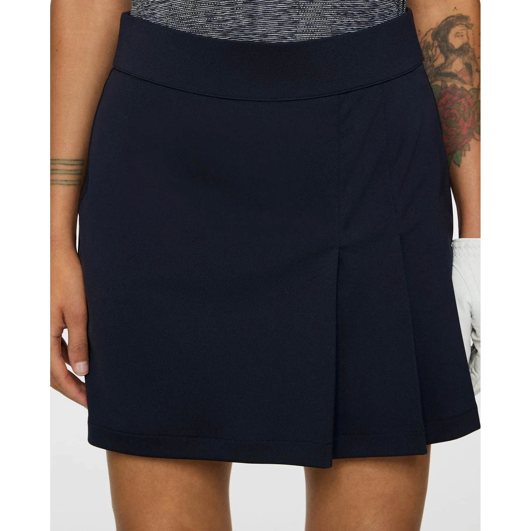 Move Like You Mean It Fearlessly You J.Lindeberg Women'S Thea Golf Skirt - Jl Navy