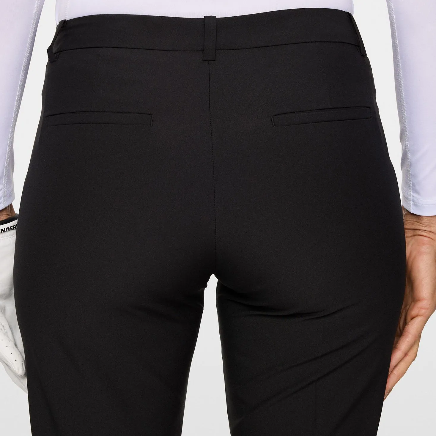 Own the Vibe J.Lindeberg Women'S Pia Golf Pants - Black