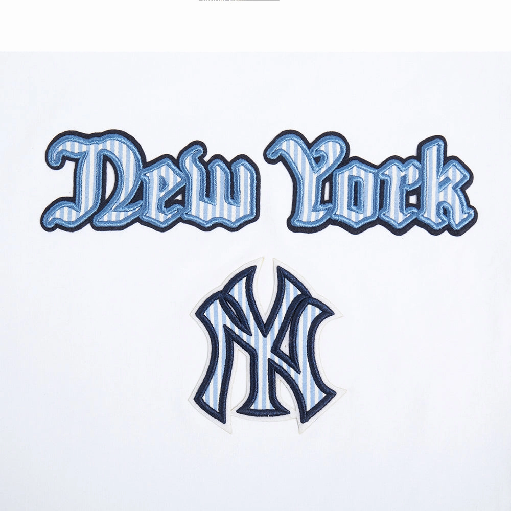 MANGA CORTA CROP MLB NEW YORK YANKEES COUNTRY CLUB PARA MUJER