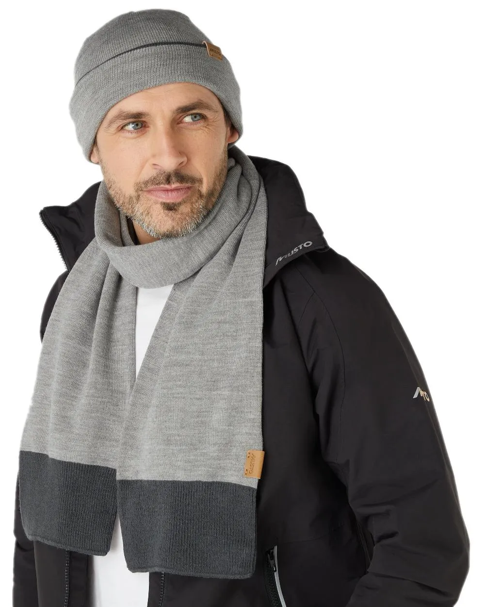 Musto Tipped Beanie & Scarf Gift Set Musto Waterproof Caps