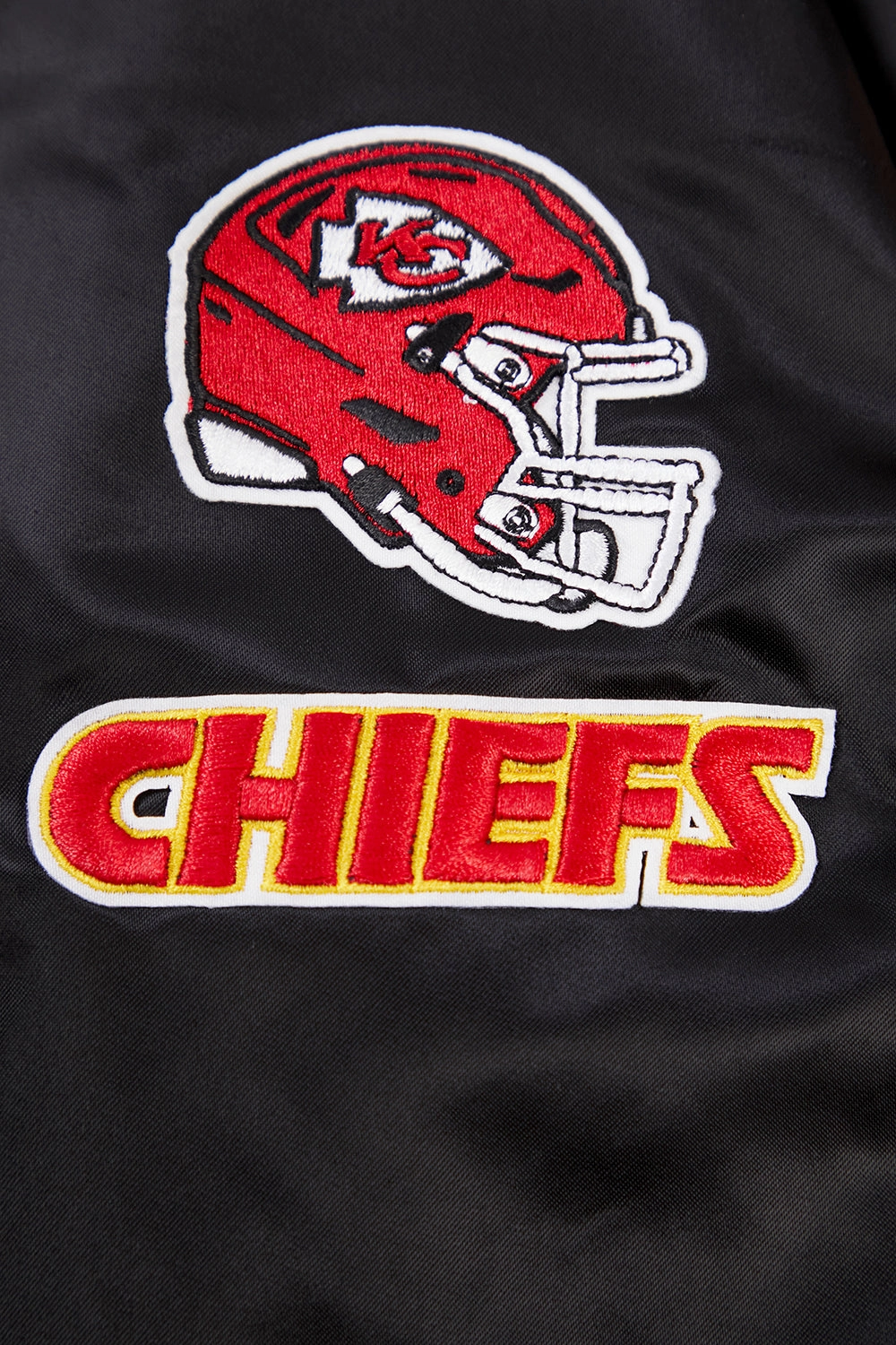 NFL KANSAS CITY CHIEFS CLASSIC WOMEN'S SATIN JACKET (BLACK)