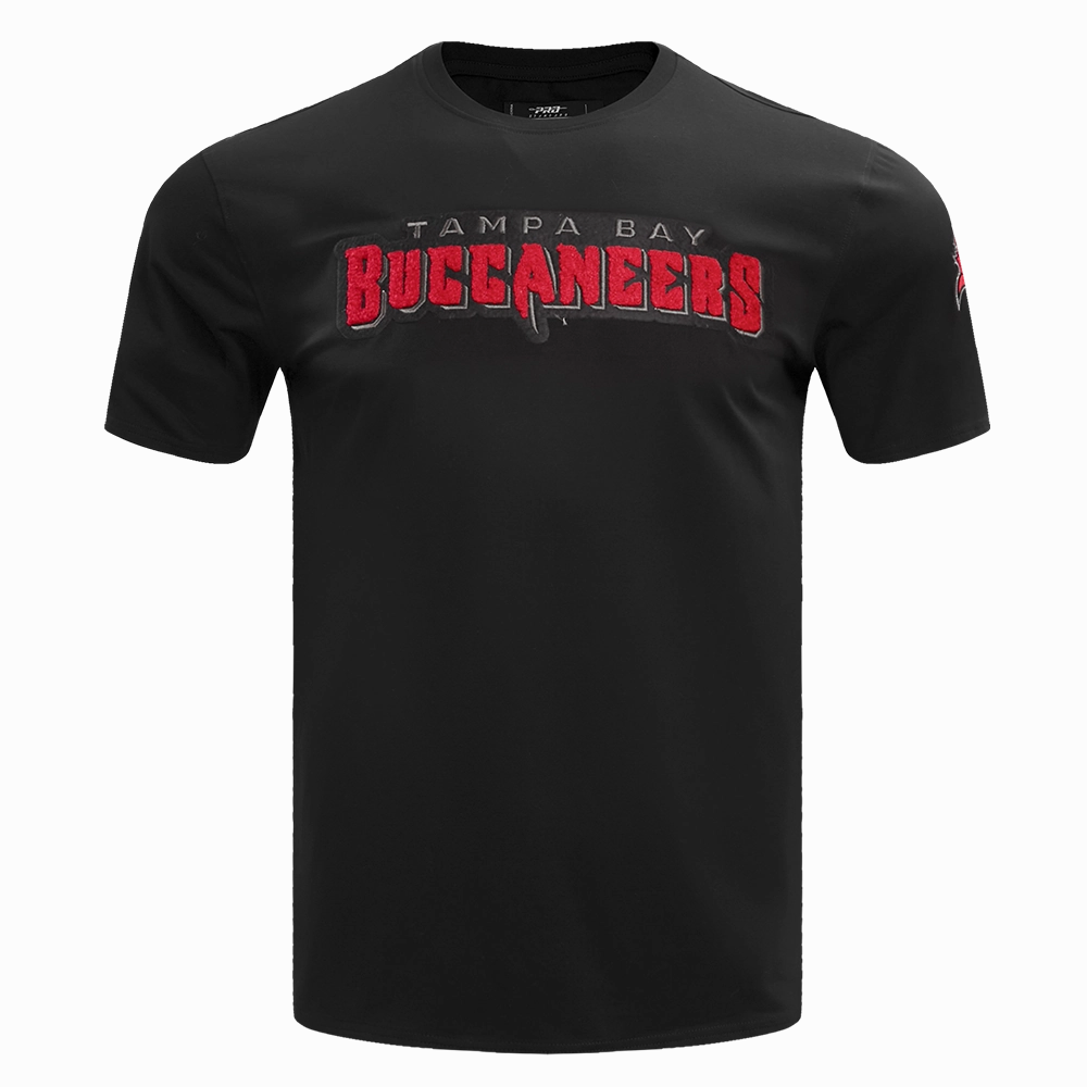NFL TAMPA BAY BUCCANEERS CLASSIC CHENILLE MEN'S   TEE (BLACK)