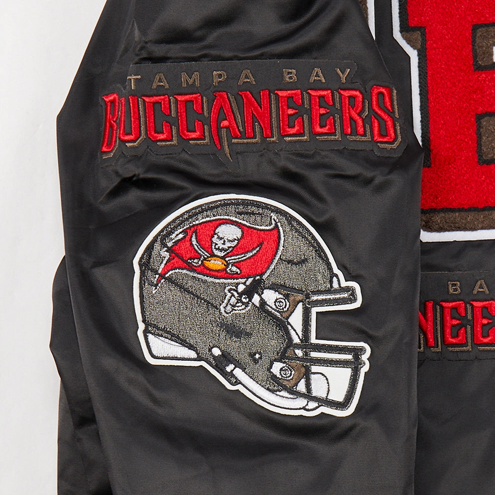 NFL TAMPA BAY BUCCANEERS MASHUP MEN'S RIB SATIN JACKET (BLACK/RED/BLACK)