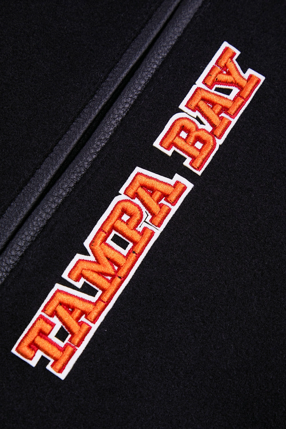 NFL TAMPA BAY BUCCANEERS RETRO CLASSIC MEN'S RIB WOOL VARSITY JACKET (BLACK)