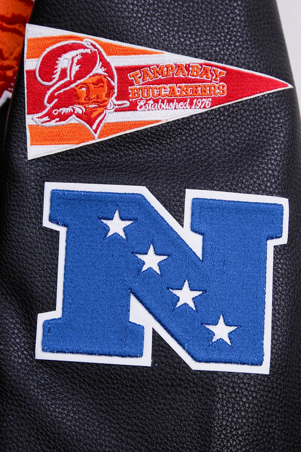 NFL TAMPA BAY BUCCANEERS RETRO CLASSIC MEN'S RIB WOOL VARSITY JACKET (BLACK)
