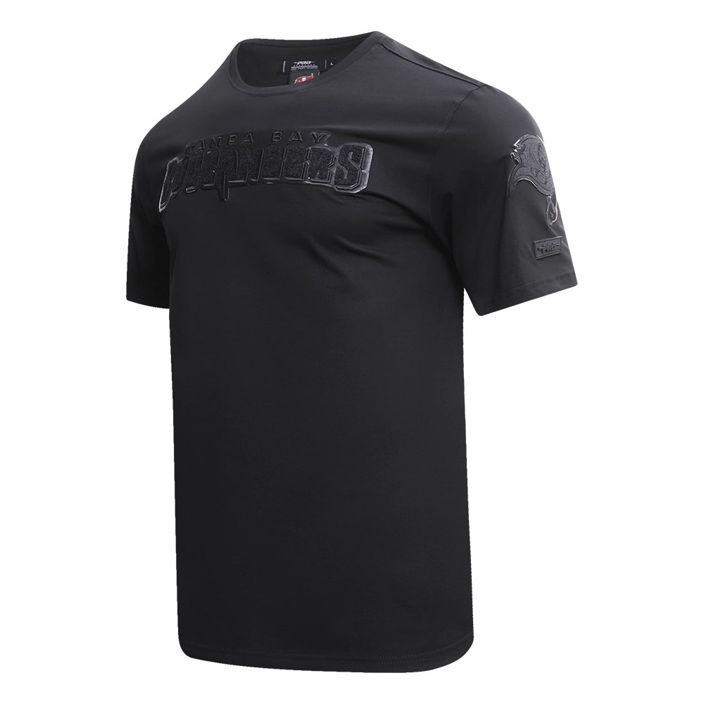 NFL TAMPA BAY BUCCANEERS TRIPLE BLACK MEN'S TEE (TRIPLE BLACK)