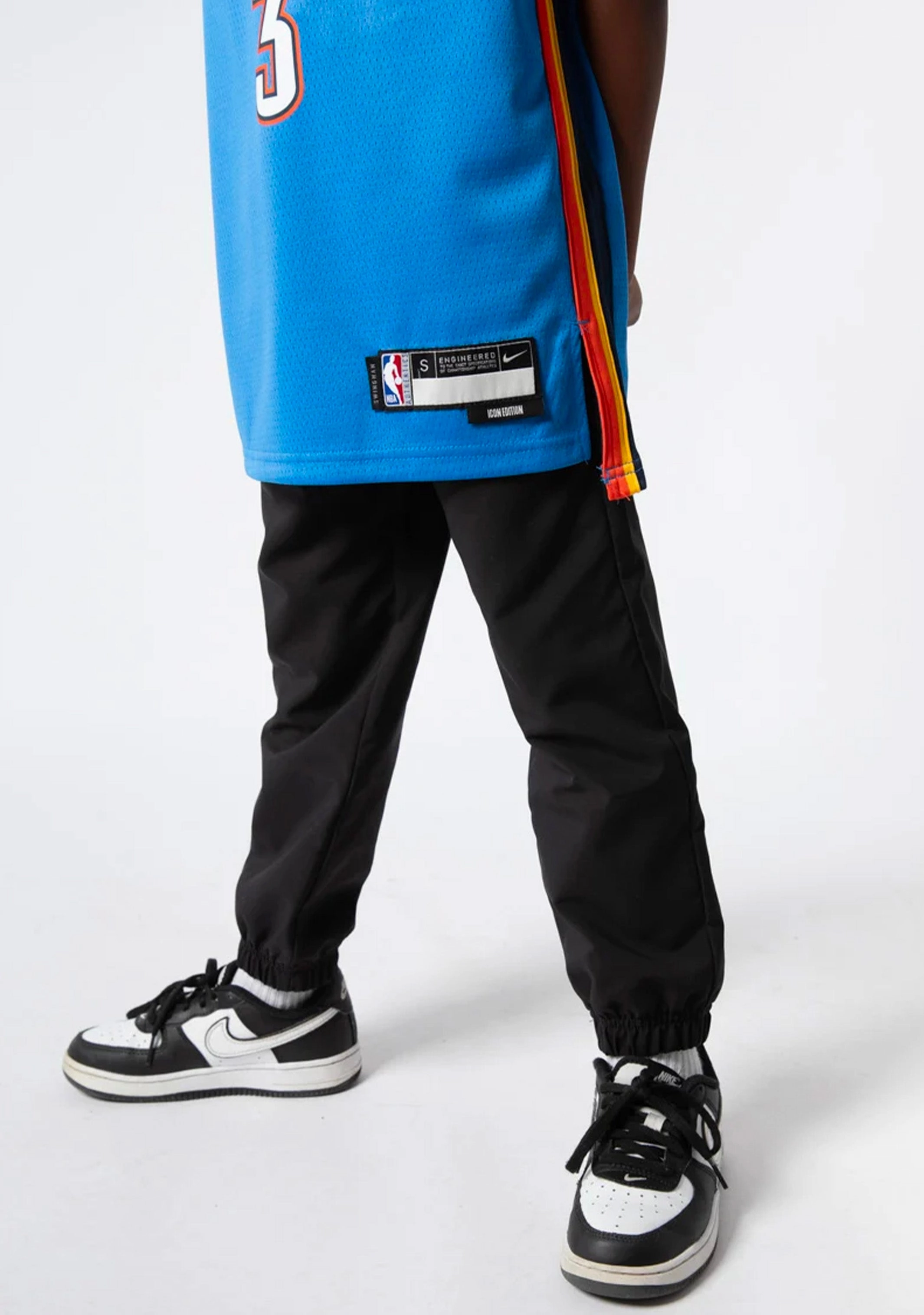 Nike Kids' Josh Giddey Oklahoma City Thunder NBA Youth Swingman Jersey with FREE Wilson Spotlight Basketball
