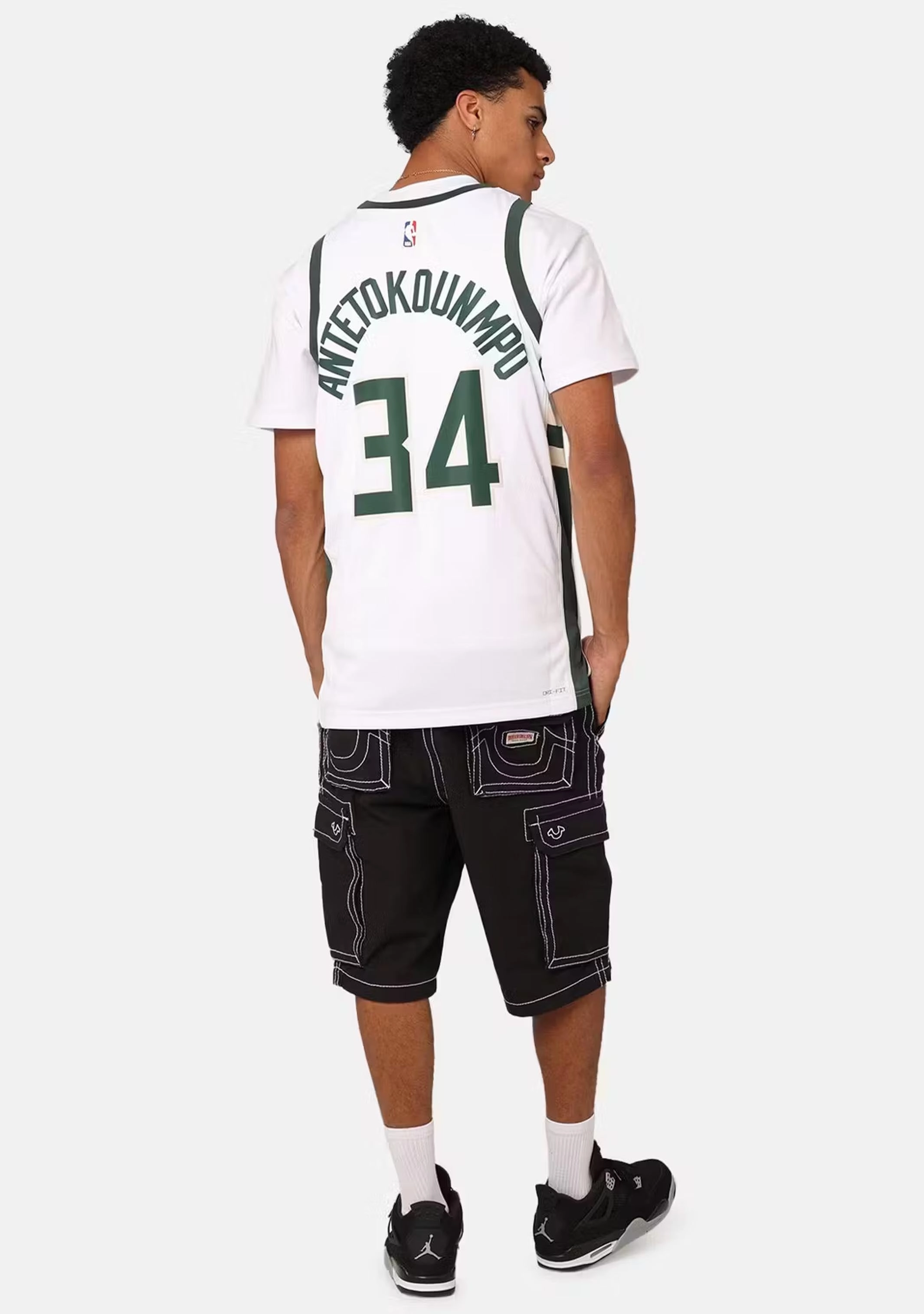 Nike Men's Giannis Antetokounmpo Milwaukee Bucks Dri-FIT Swingman Jersey