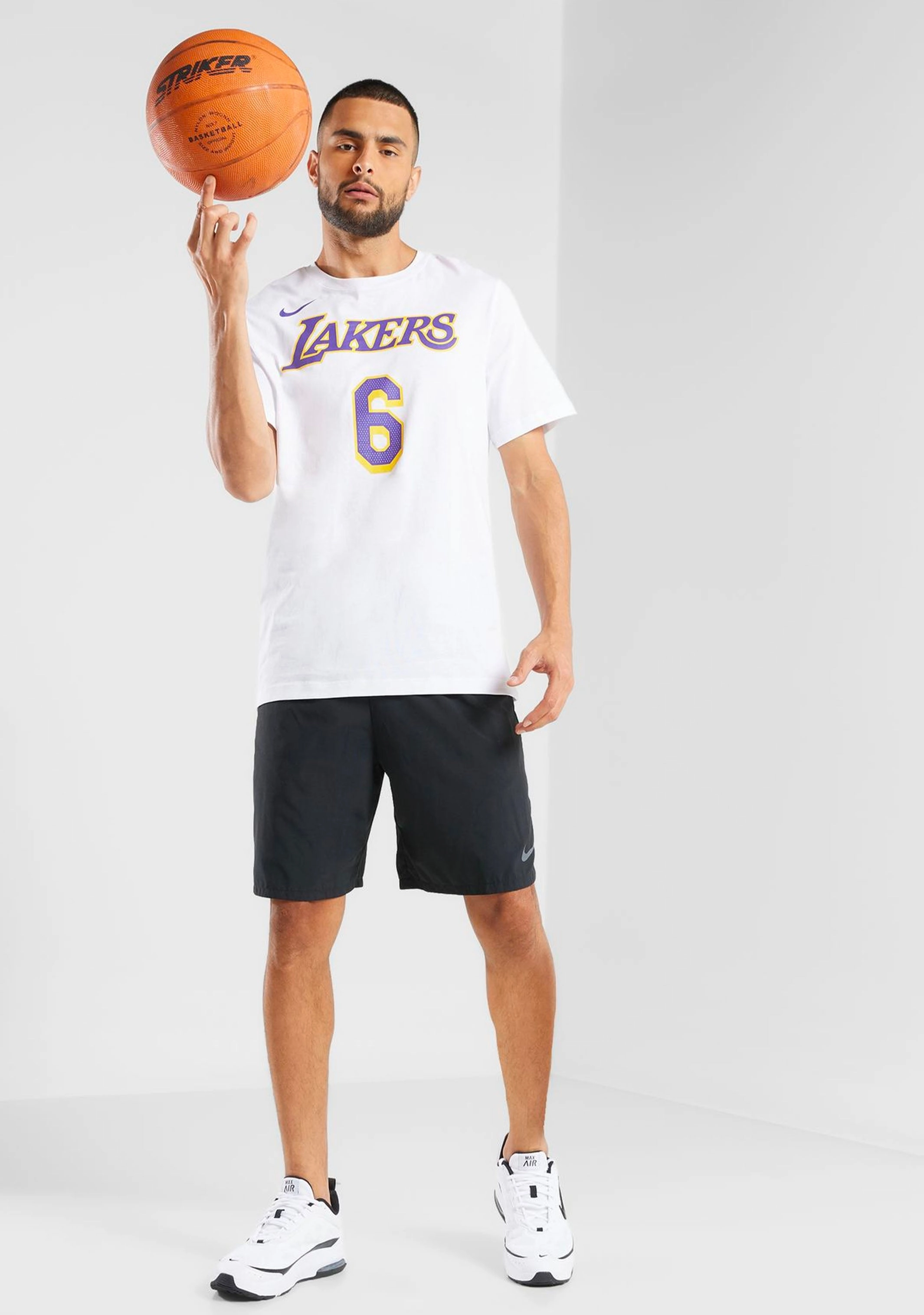 Nike Mens NBA T-Shirt White LeBron James Lakers