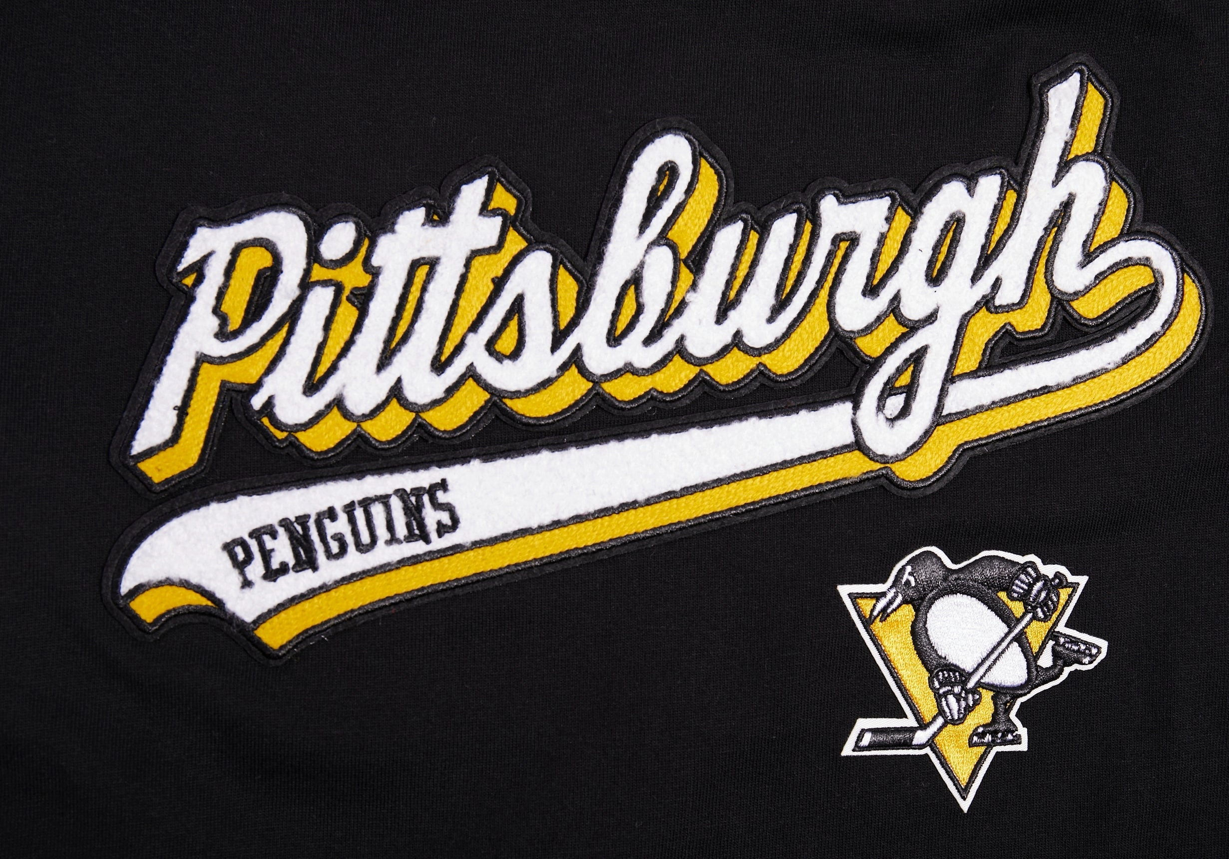 PLAYERA BOYFRIEND NHL PITTSBURGH PENGUINS SCRIPT TAIL PARA MUJER