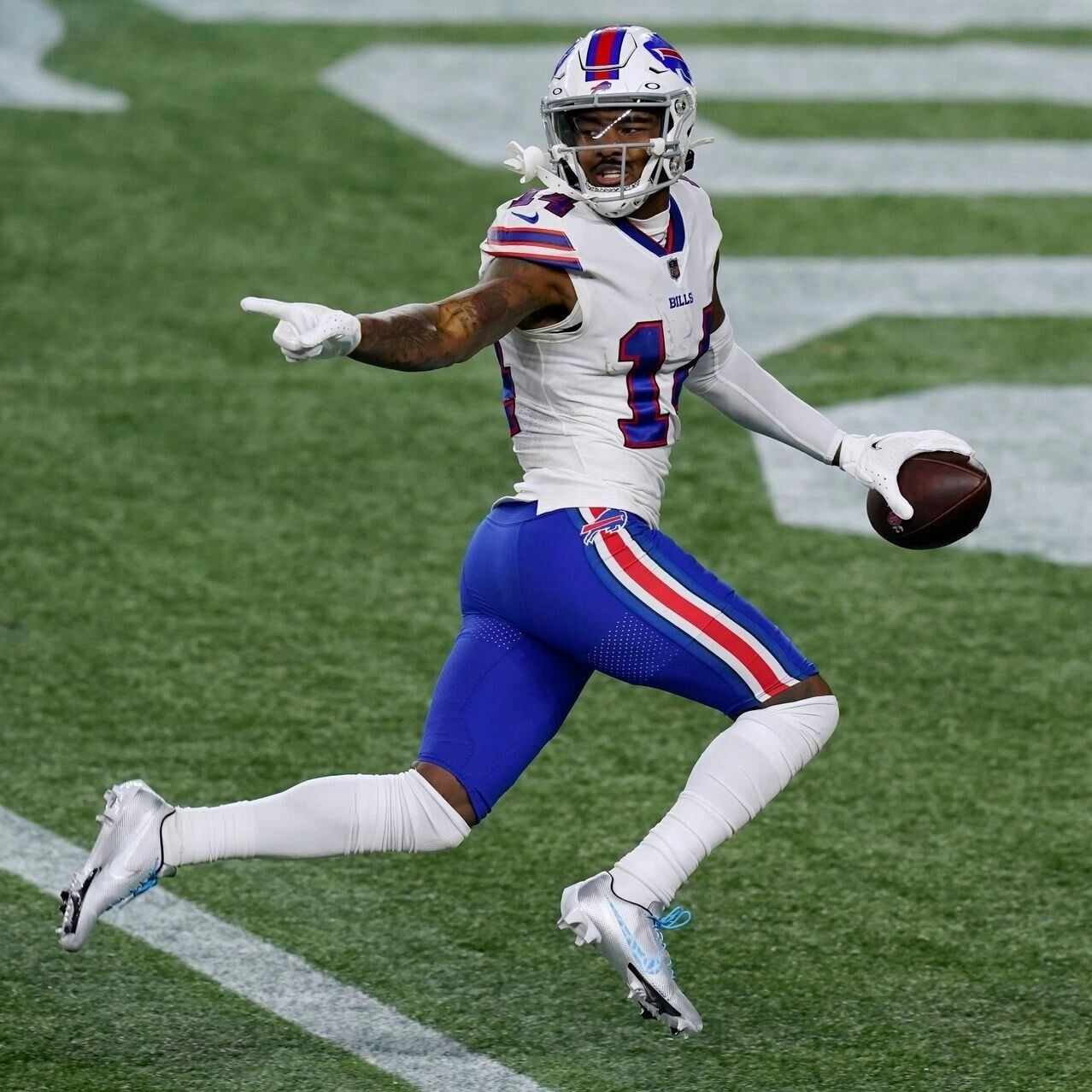 Stefon Diggs Signed Bills Jersey (Beckett Holo) Buffalo's All Pro Wide Receiver