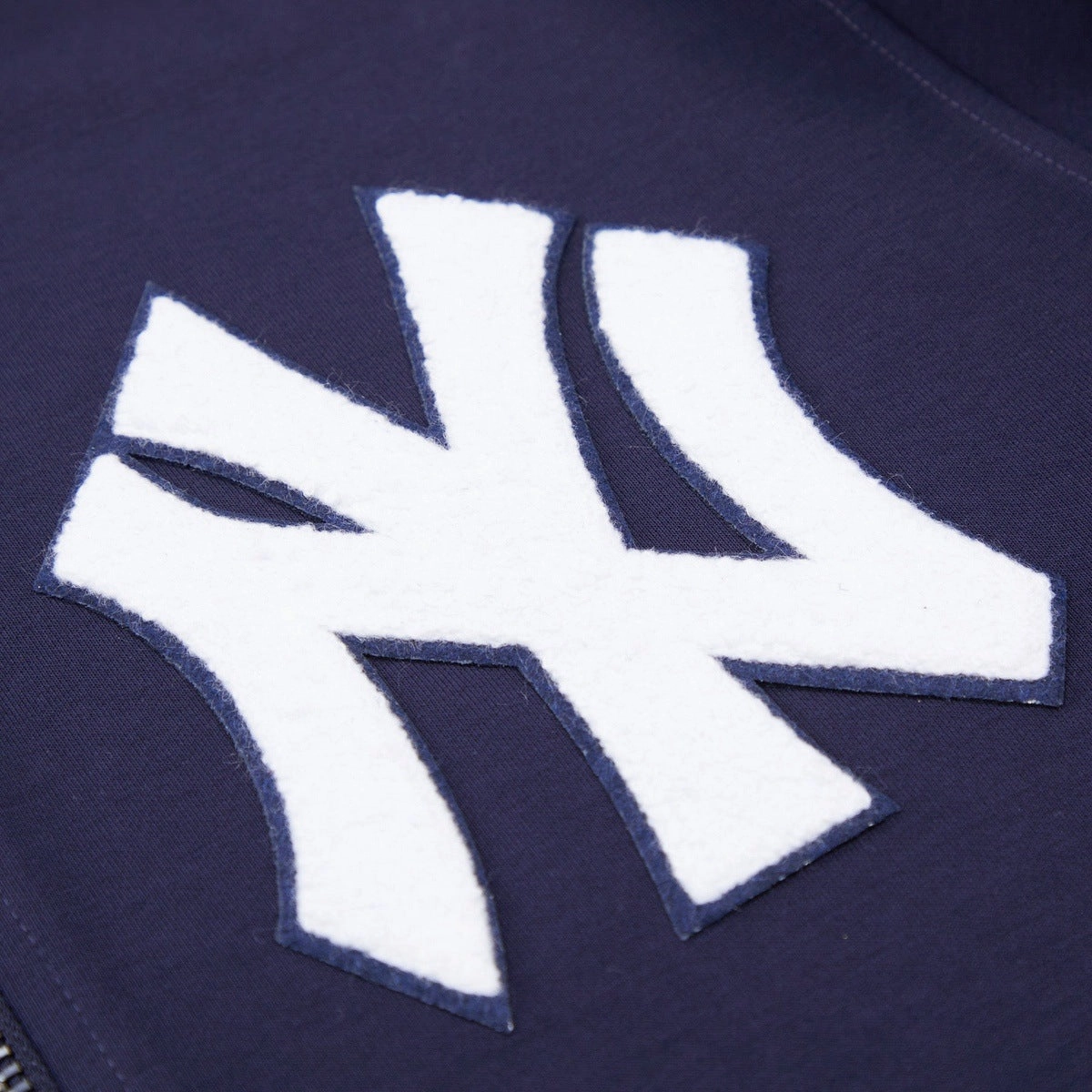 SUDADERA CON CIERRE MLB NEW YORK YANKEES CLASSIC CHENILLE