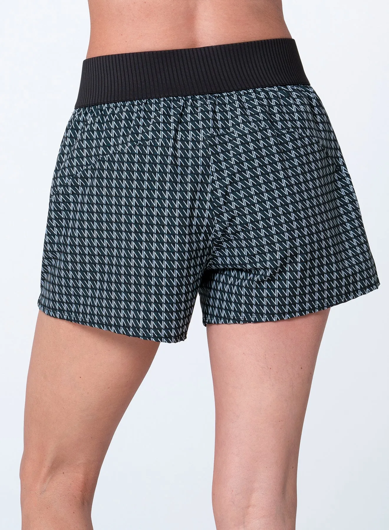 Designed to Dominate Tempo Short-3"