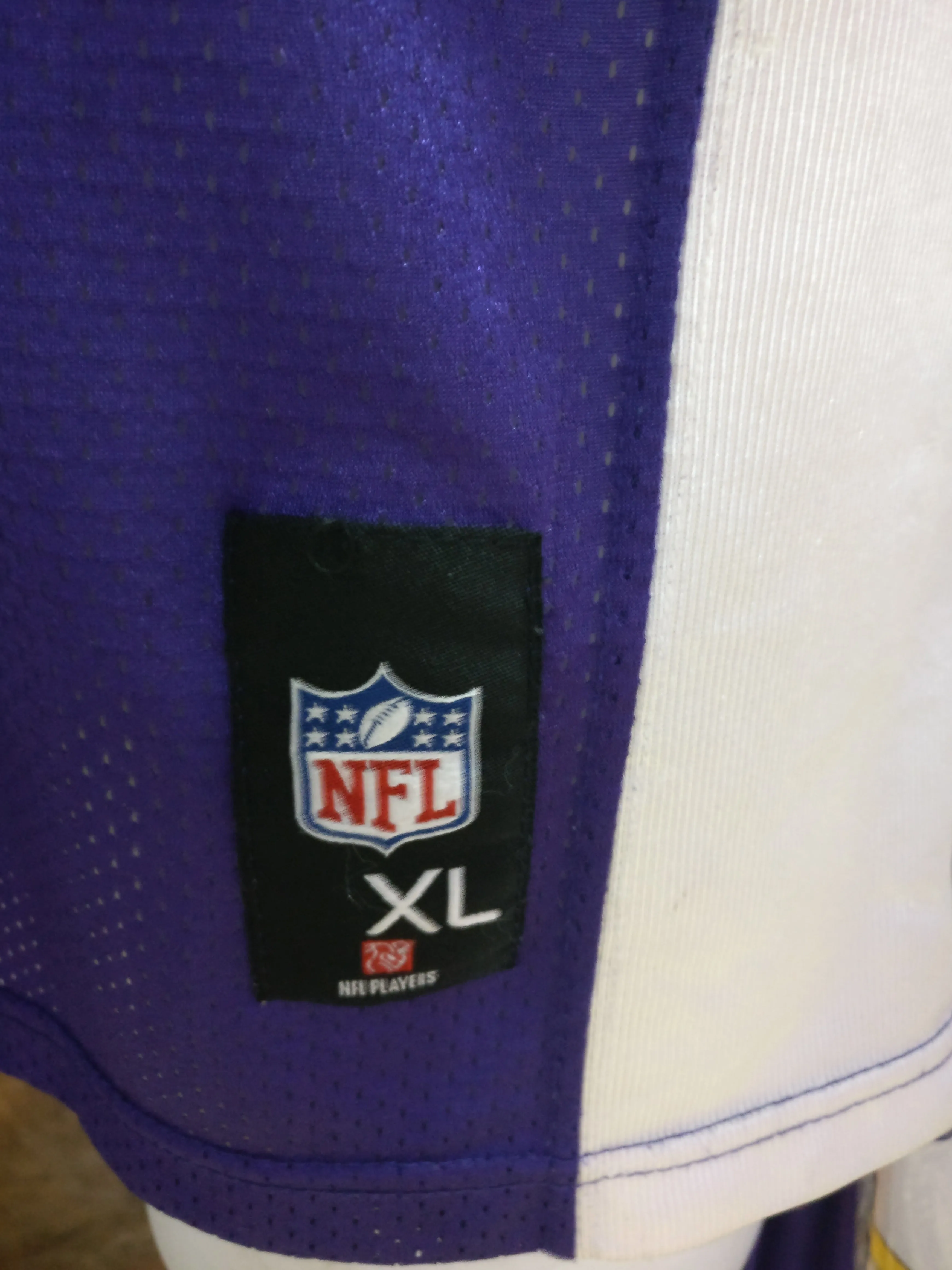 Vintage #28 ADRIAN PETERSON Minnesota Vikings NFL Jersey YXL