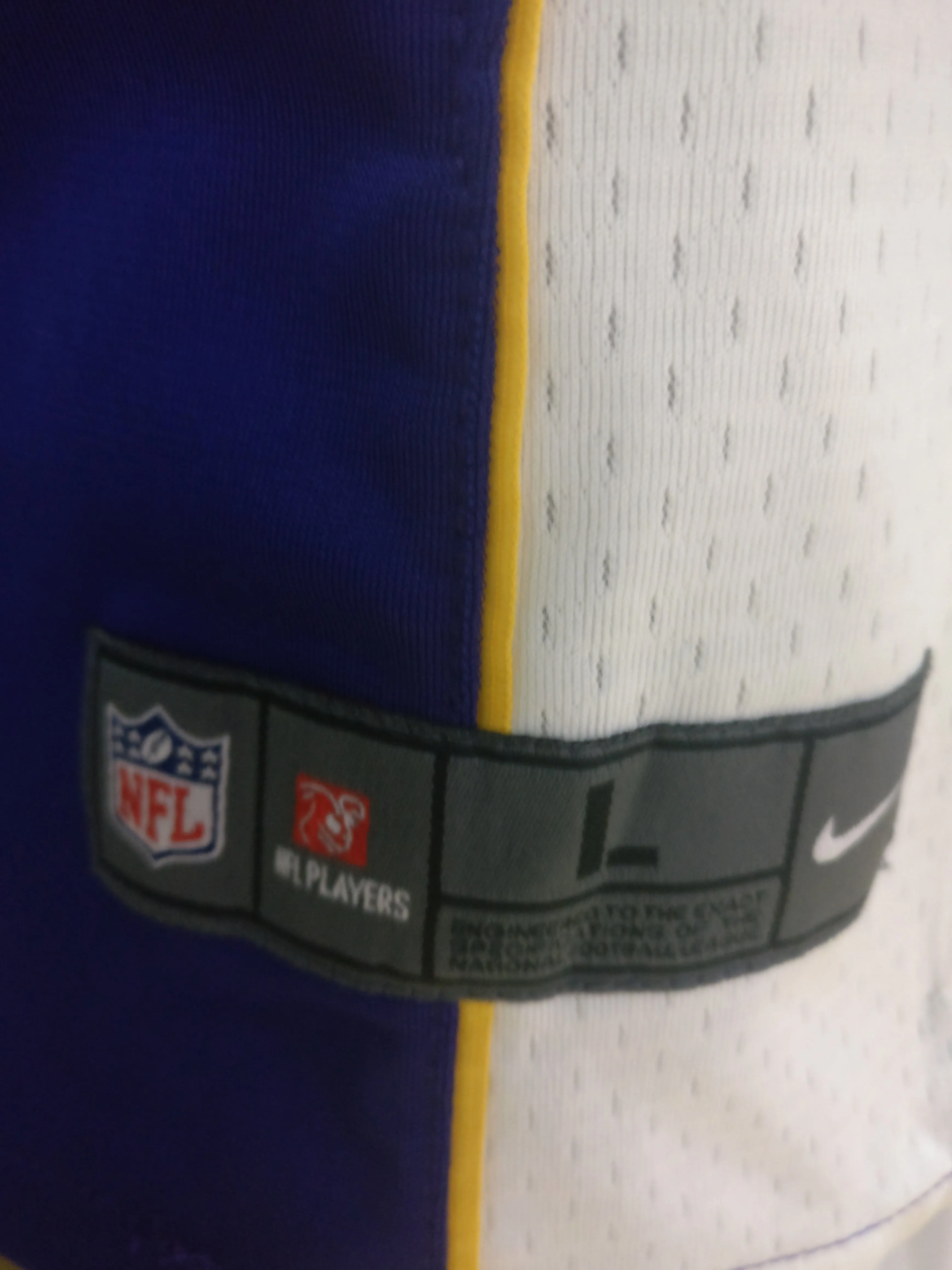 Vintage #28 ADRIAN PETERSON Minnesota Vikings NFL Nike Jersey YL