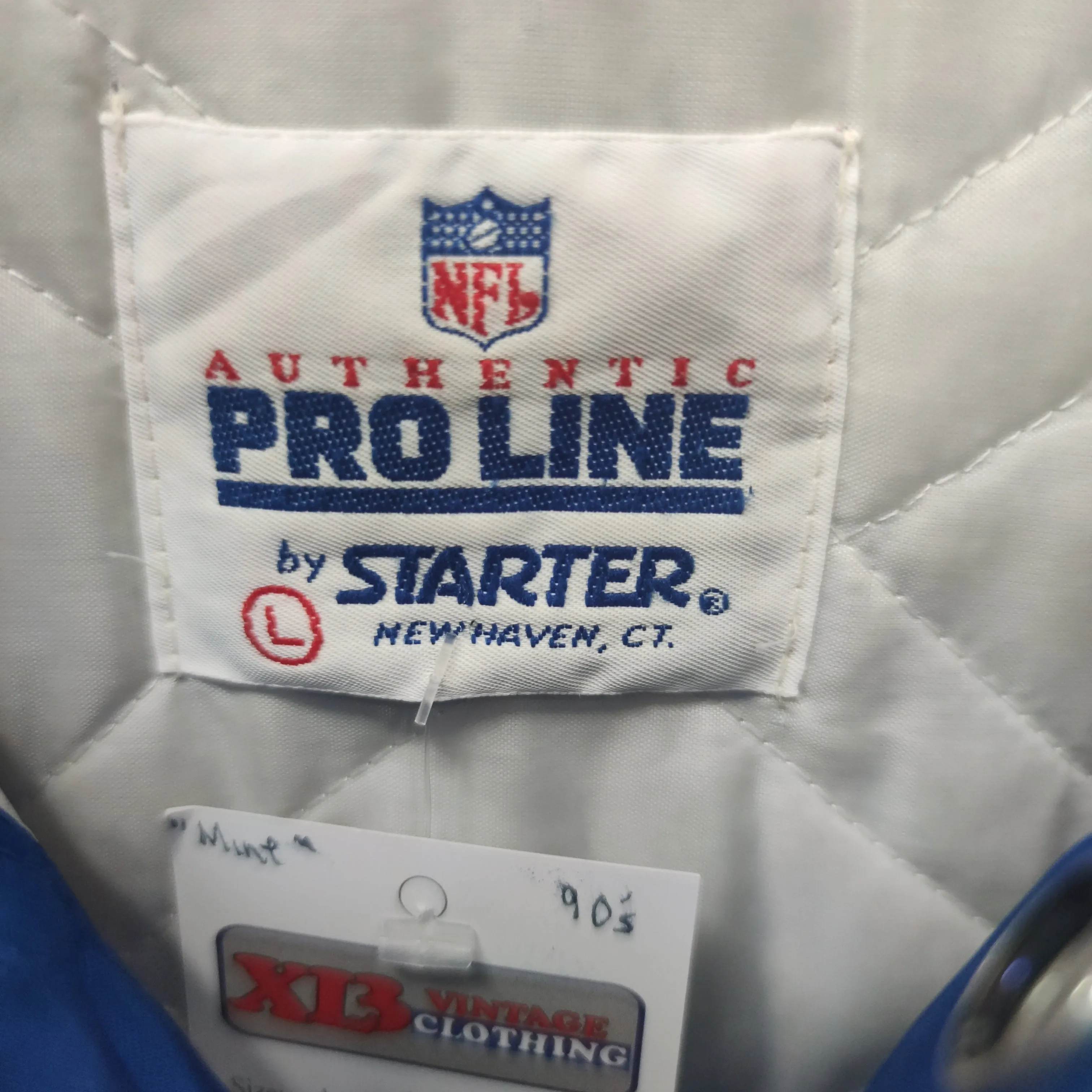 Vintage 90s BUFFALO BILLS NFL Starter Nylon Jacket L