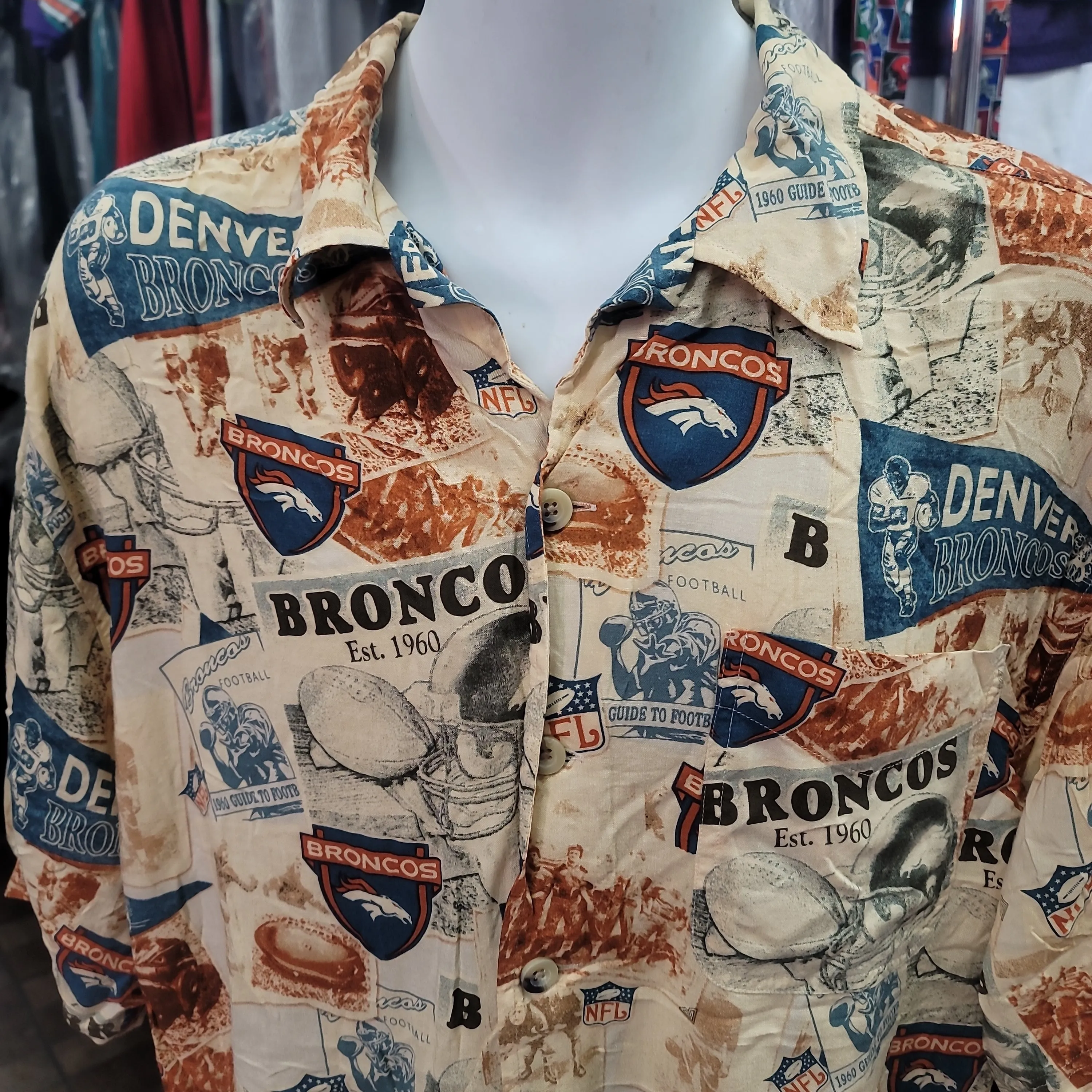 Vintage DENVER BRONCOS NFL Rayon Hawaiian Shirt L