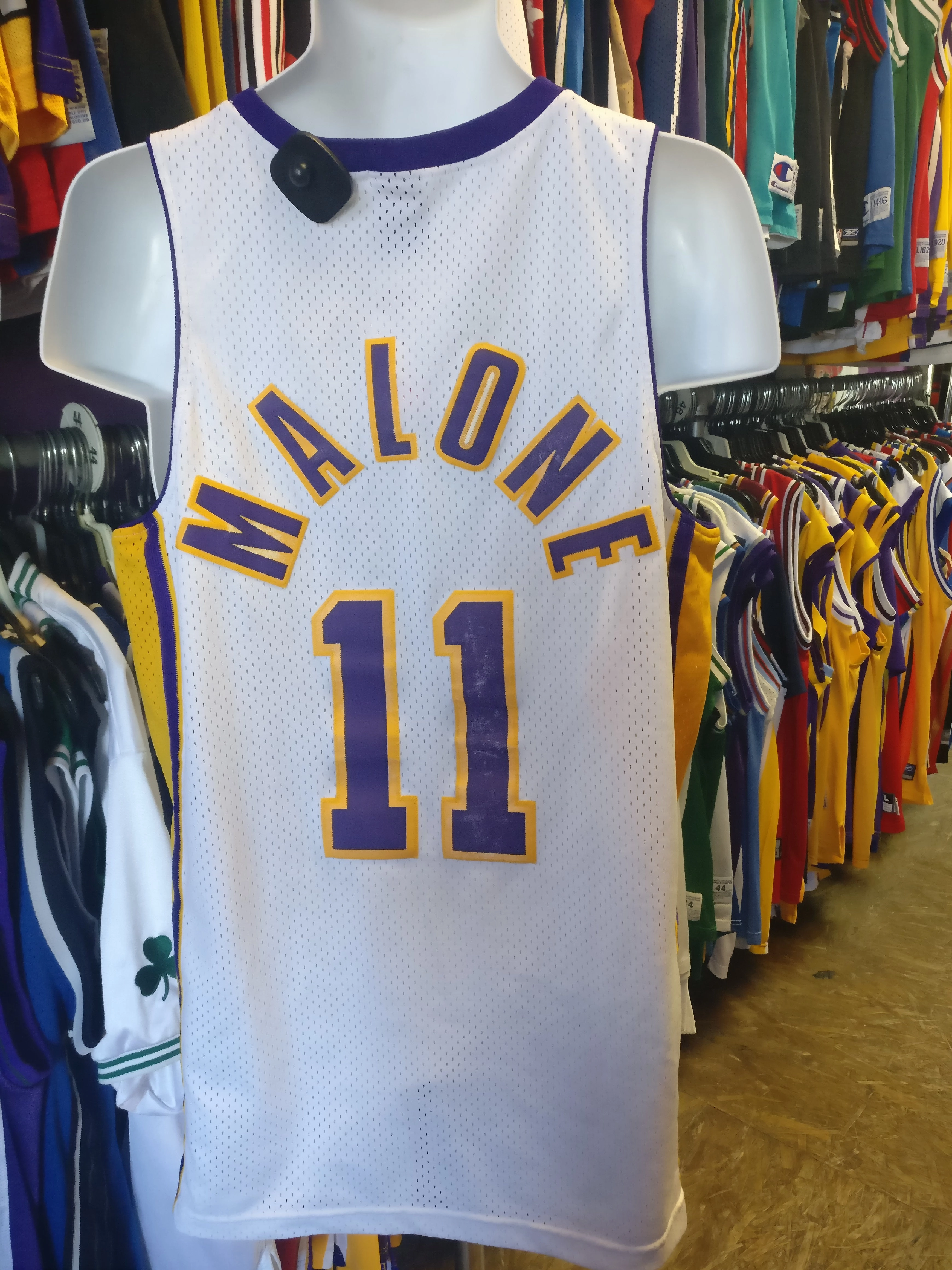 Vintage #11 KARL MALONE Los Angeles Lakers NBA Nike Jersey M