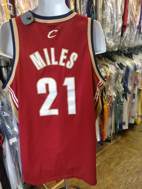 Vintage #21 DARIUS MILES Cleveland Cavaliers NBA Nike Jersey XXL