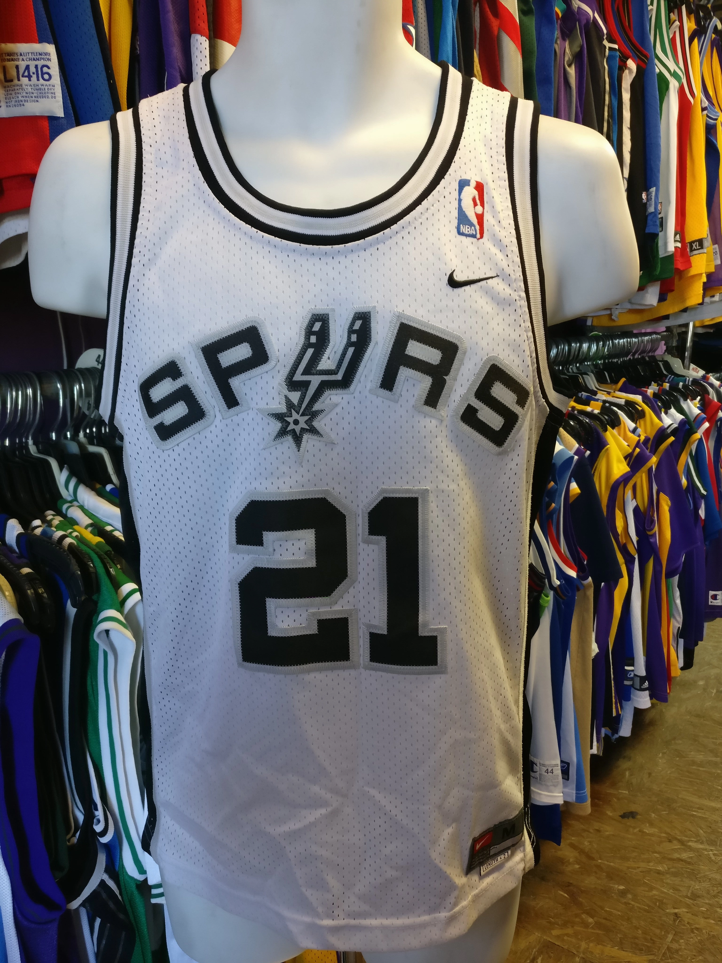 Vintage #21 TIM DUNCAN San Antonio Spurs NBA Nike Jersey YM