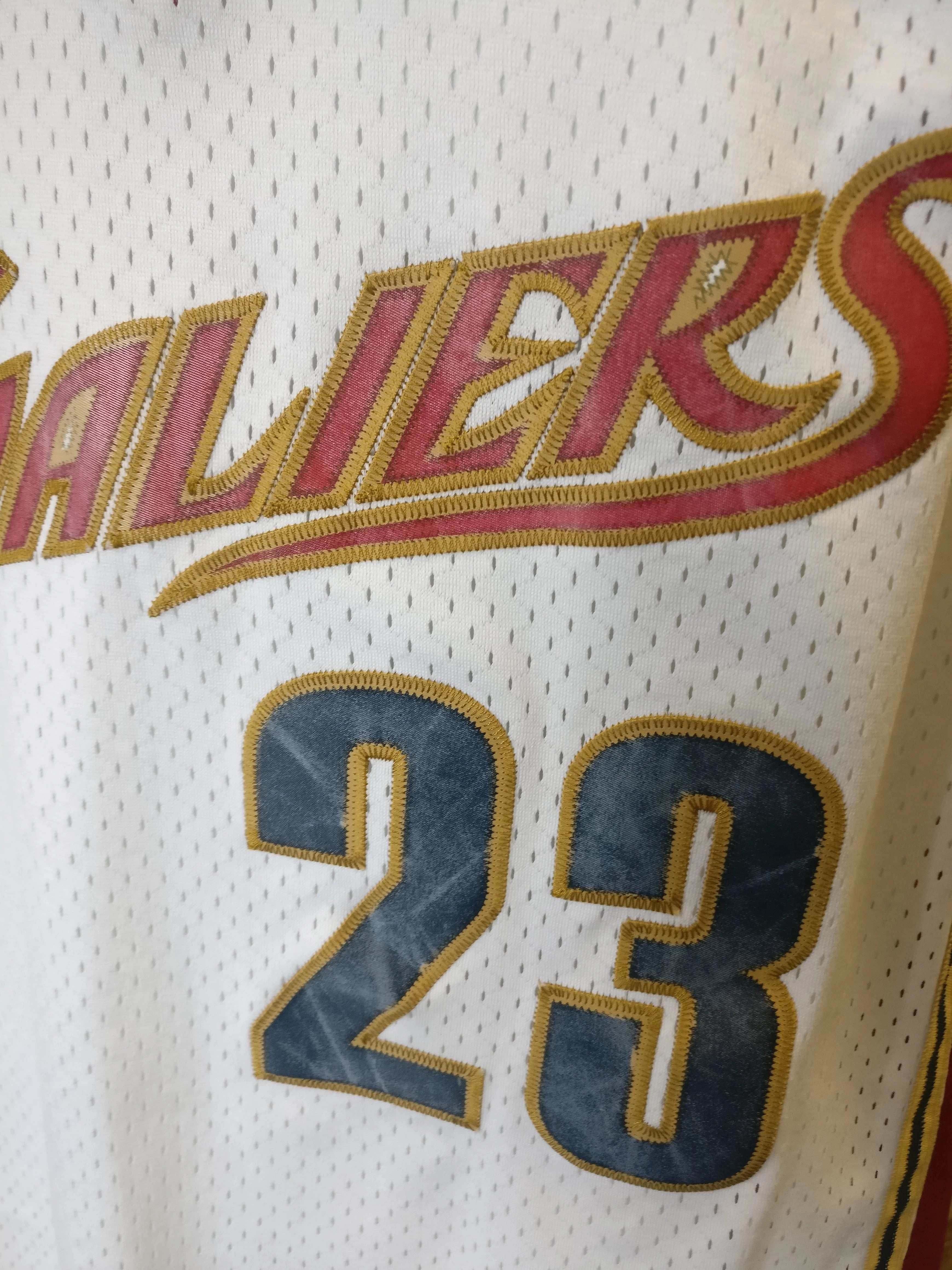 Vintage #23 LEBRON JAMES Cleveland Cavaliers NBA Nike Jersey L