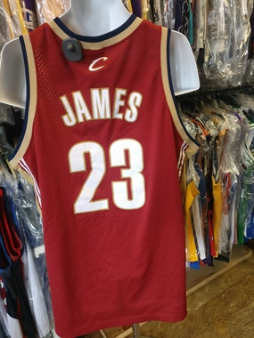 Vintage #23 LEBRON JAMES Cleveland Cavaliers NBA Nike Jersey XL