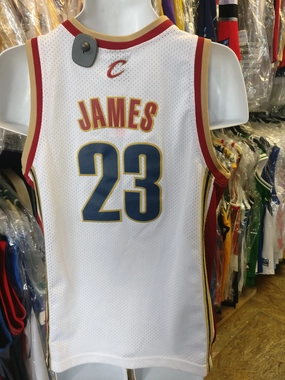 Vintage #23 LEBRON JAMES Cleveland Cavaliers NBA Nike Jersey YL