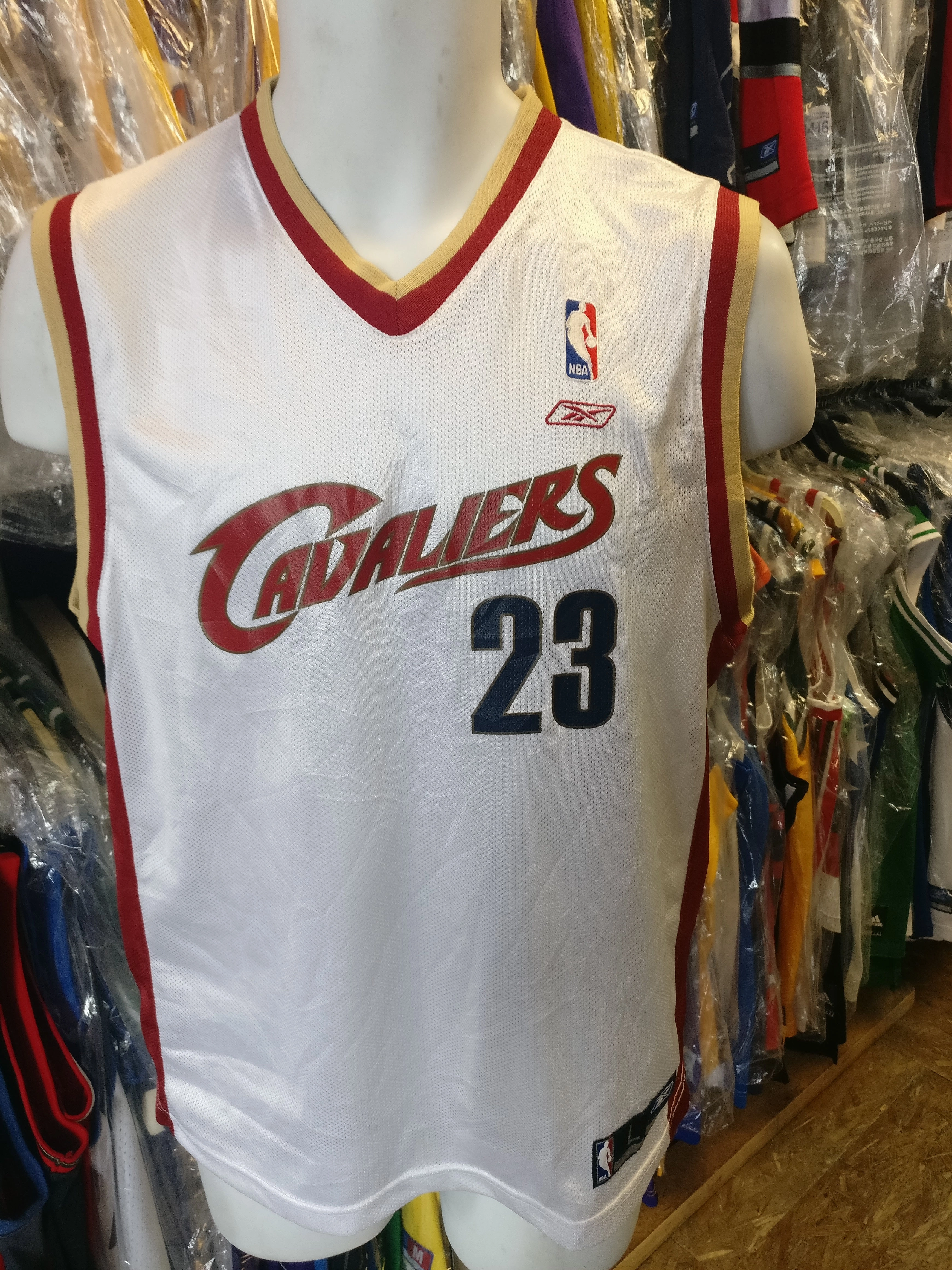 Vintage #23 LEBRON JAMES Cleveland Cavaliers NBA Reebok Jersey YL