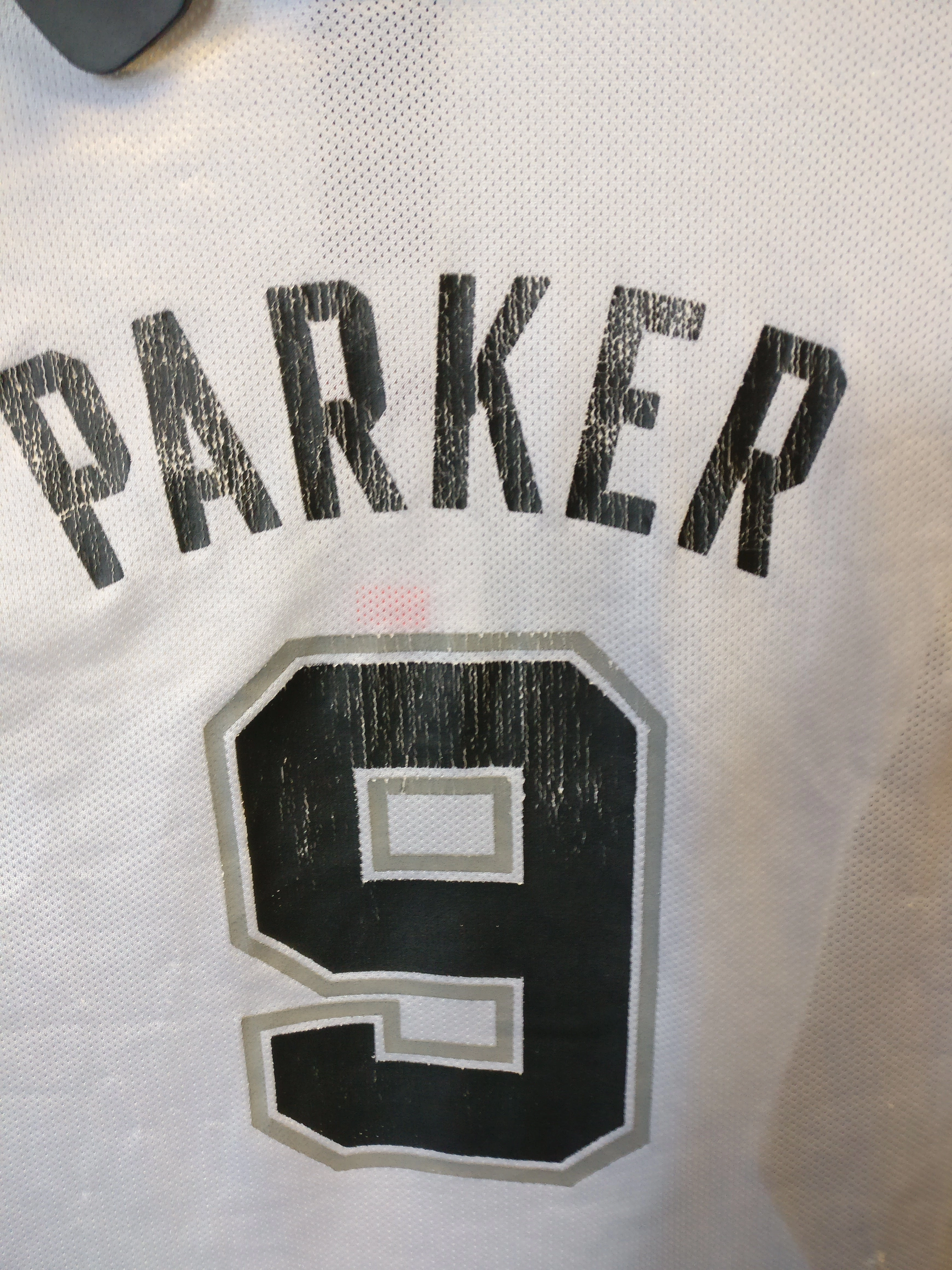 Vintage #9 TONY PARKER San Antonio Spurs NBA Reebok Jersey M